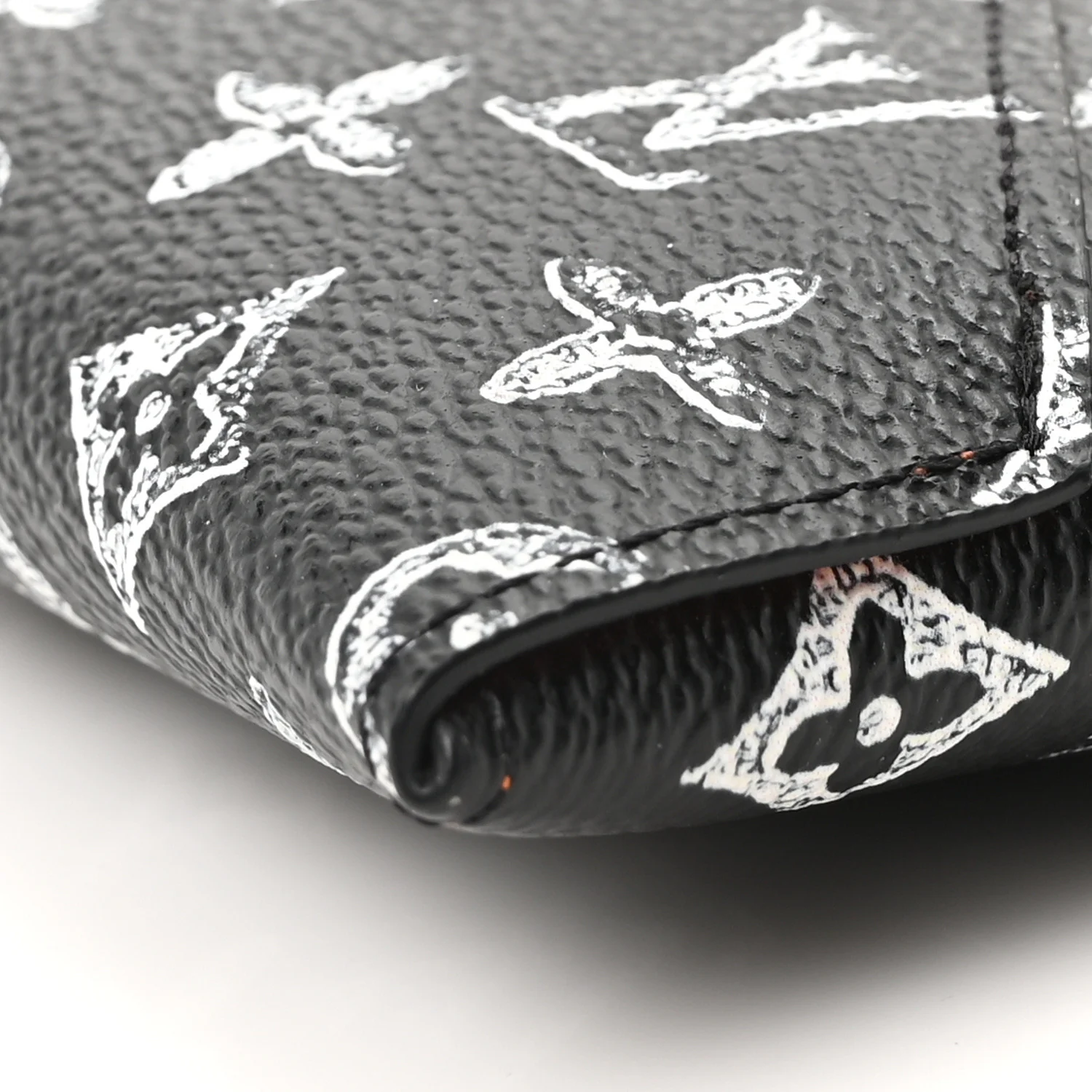 Catogram Kirigami Pochette Set Black - Image 12