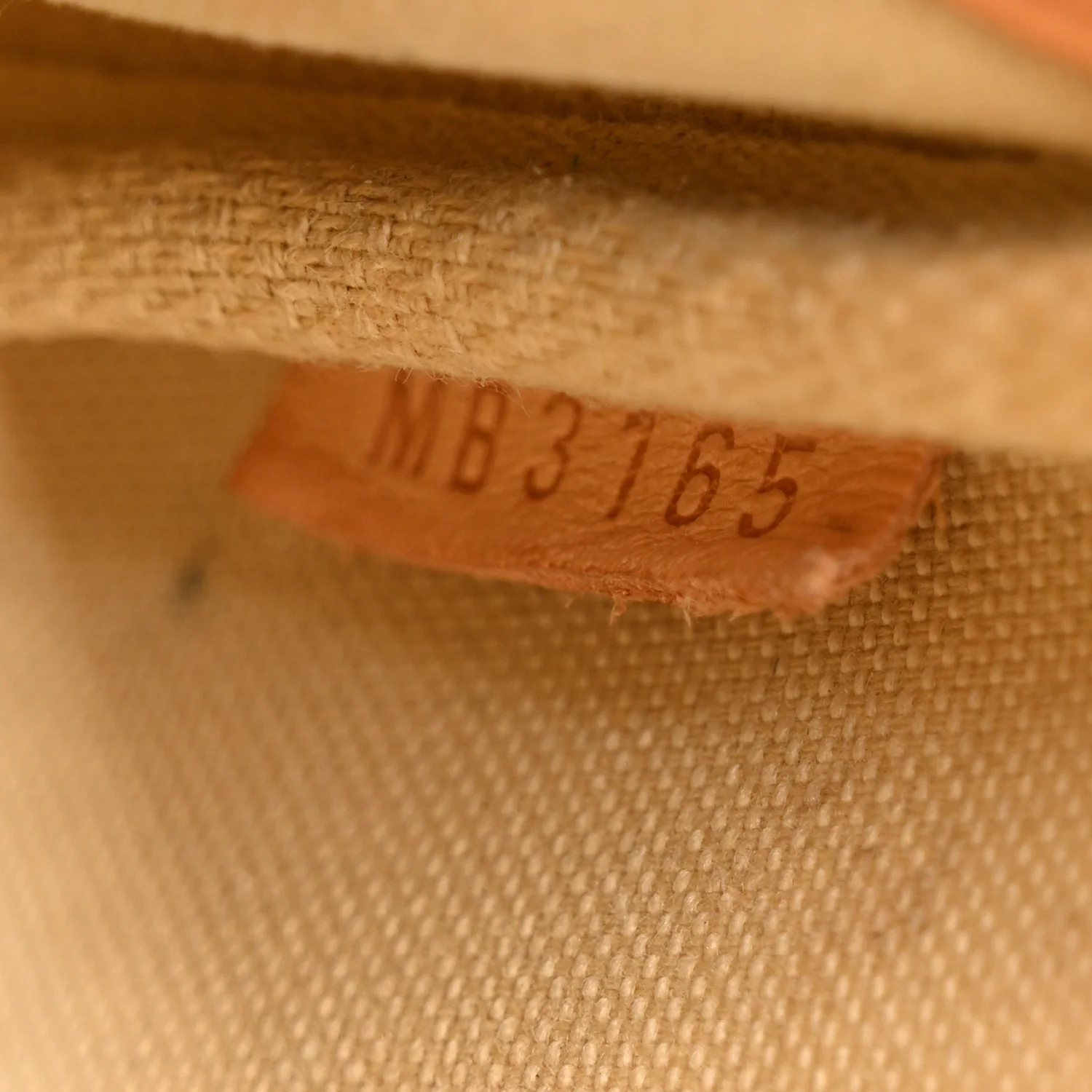Damier Azur Eva Clutch - Image 8