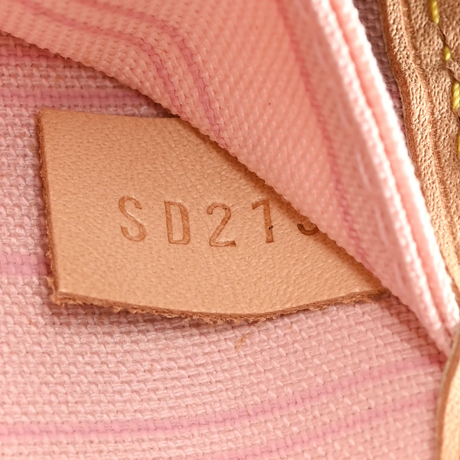 Damier Azur Neo Neverfull MM Rose Ballerine - Image 9