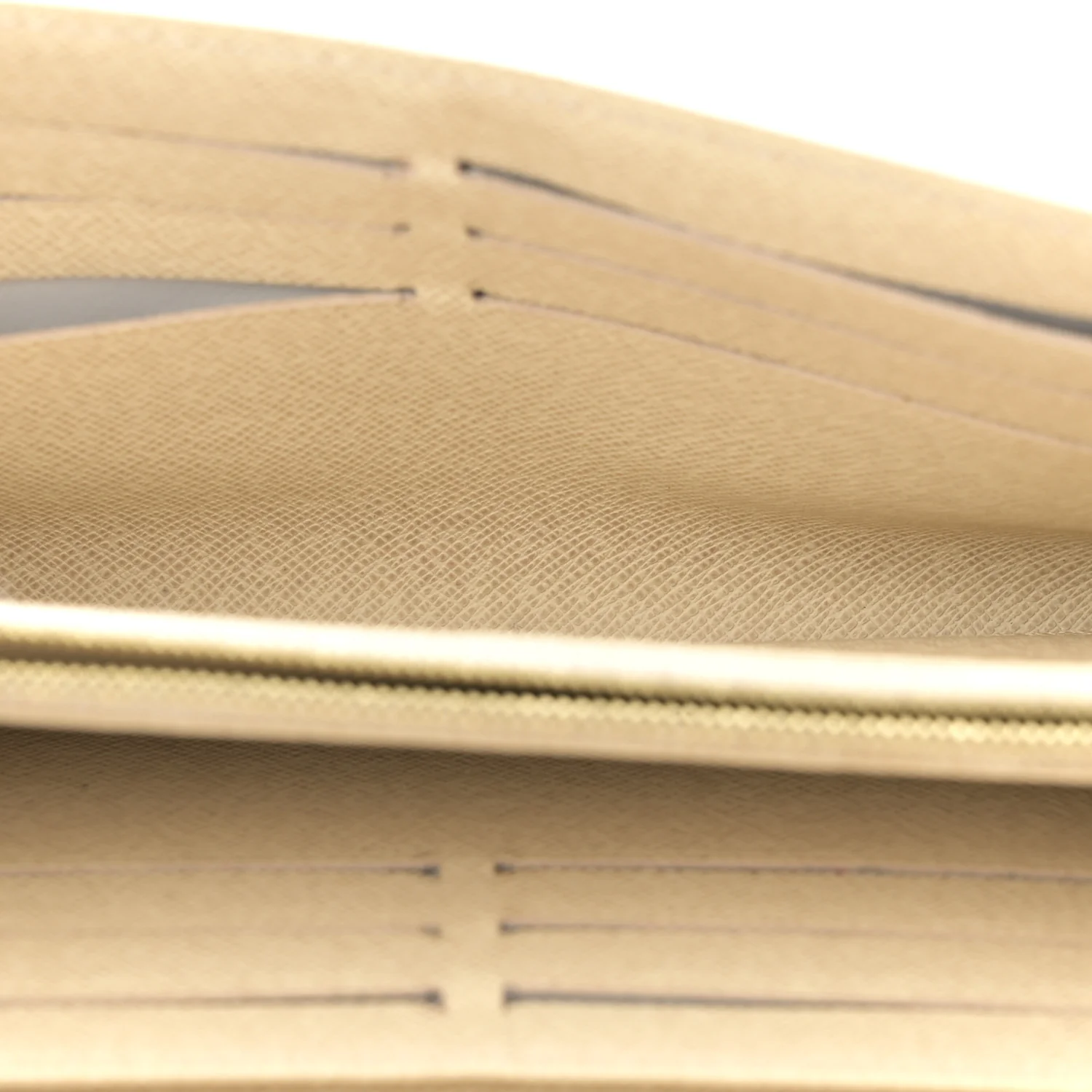 Damier Azur Sarah Wallet NM - Image 5