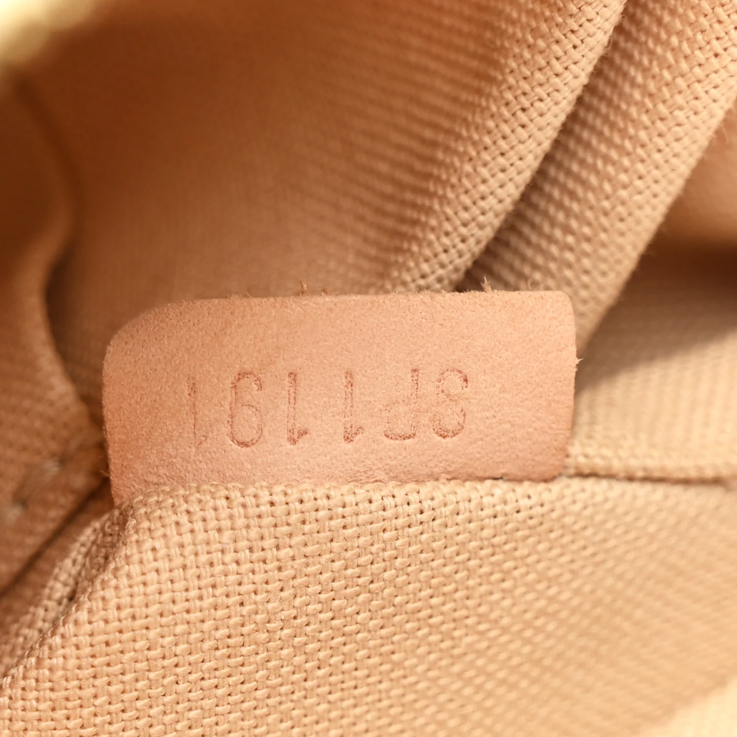 Damier Azur Siracusa GM - Image 12