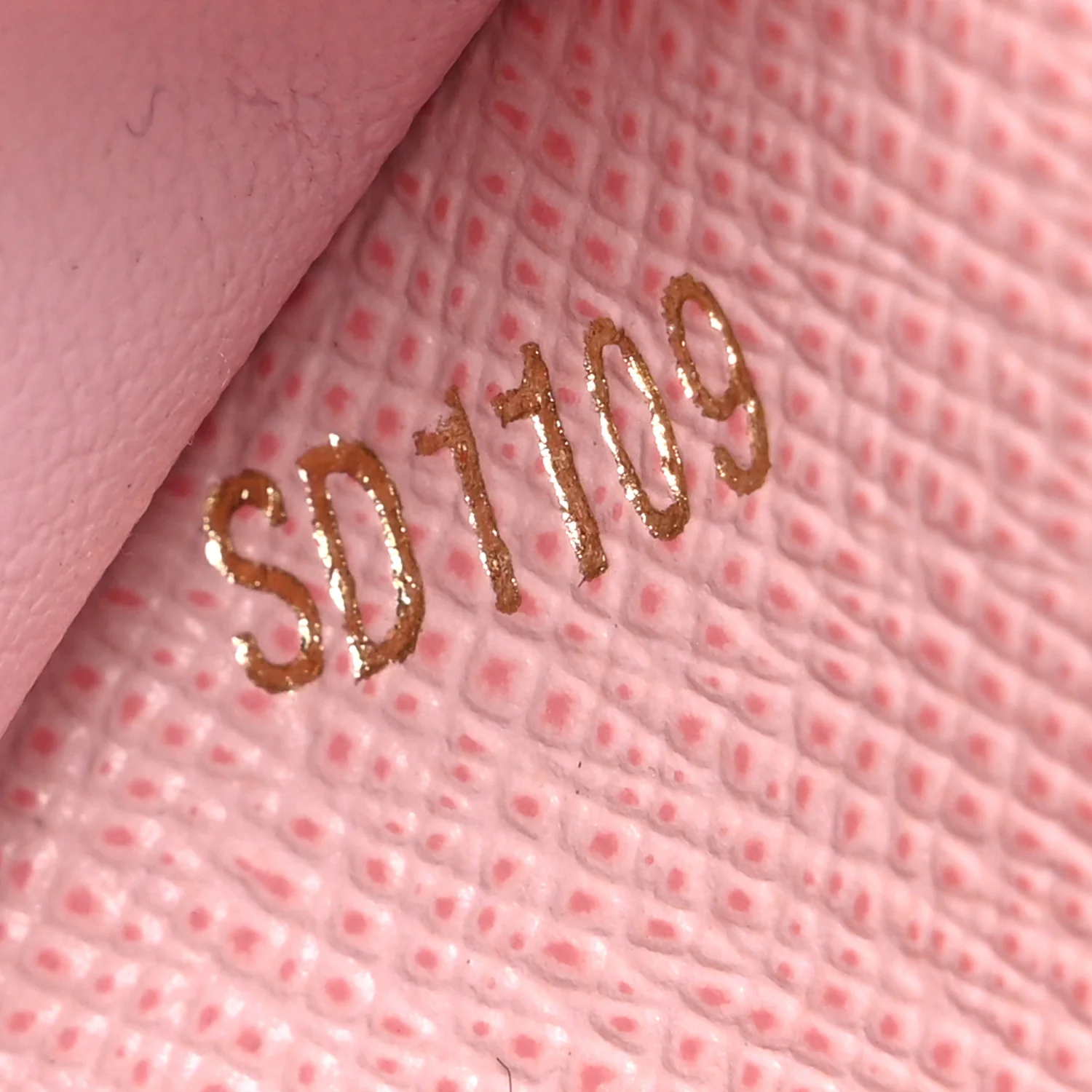 Damier Azur Victorine Wallet Rose Ballerine - Image 7