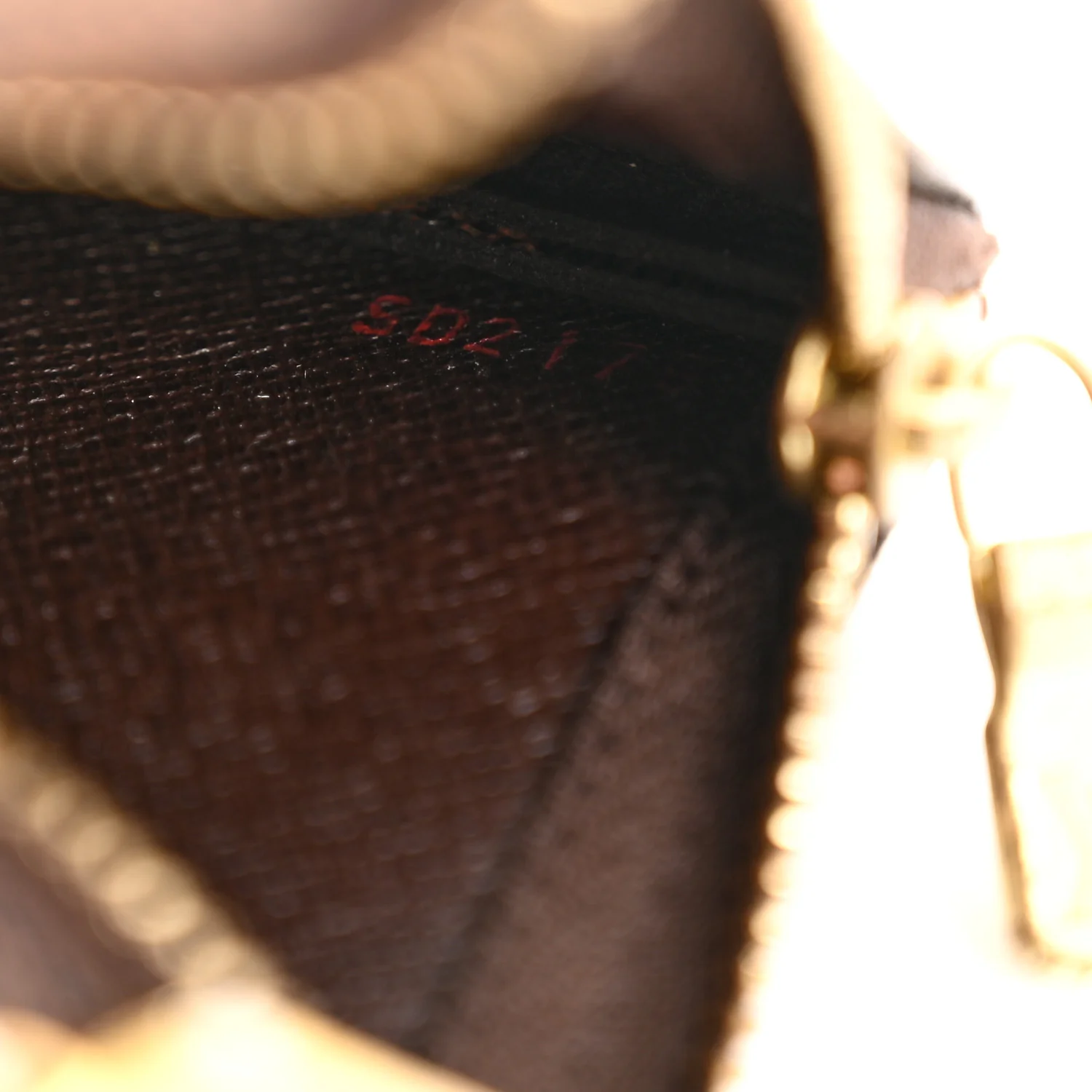 Damier Ebene Key Pouch - Image 7