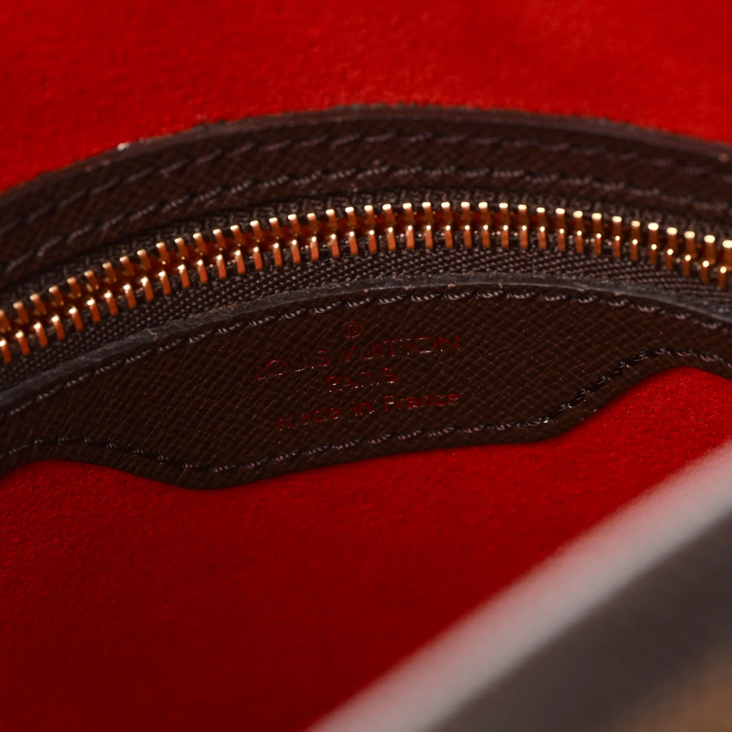 Damier Ebene Marais Bucket 23 - Image 6