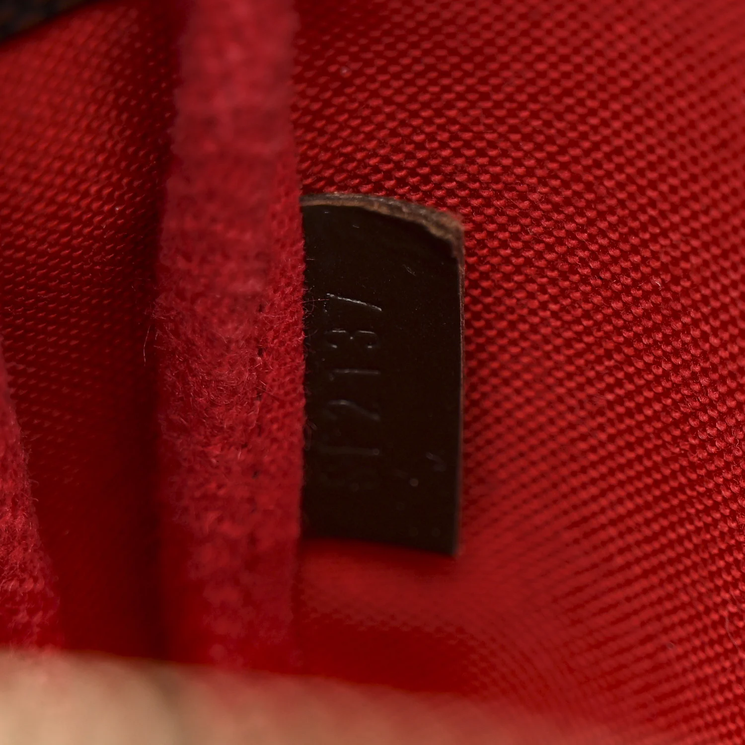 Damier Ebene Mini Pochette Accessories - Image 7