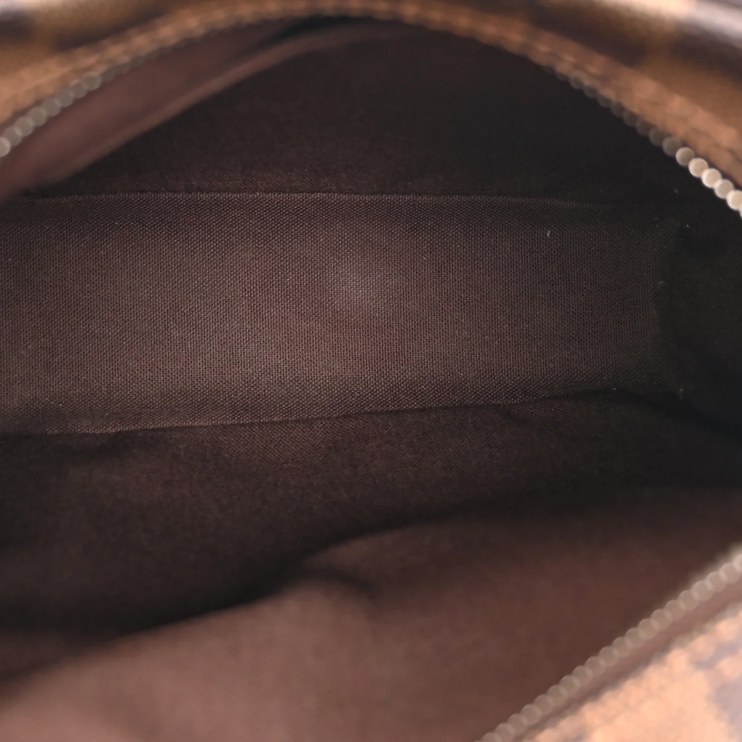 Damier Ebene Olav PM Messenger Bag - Image 5