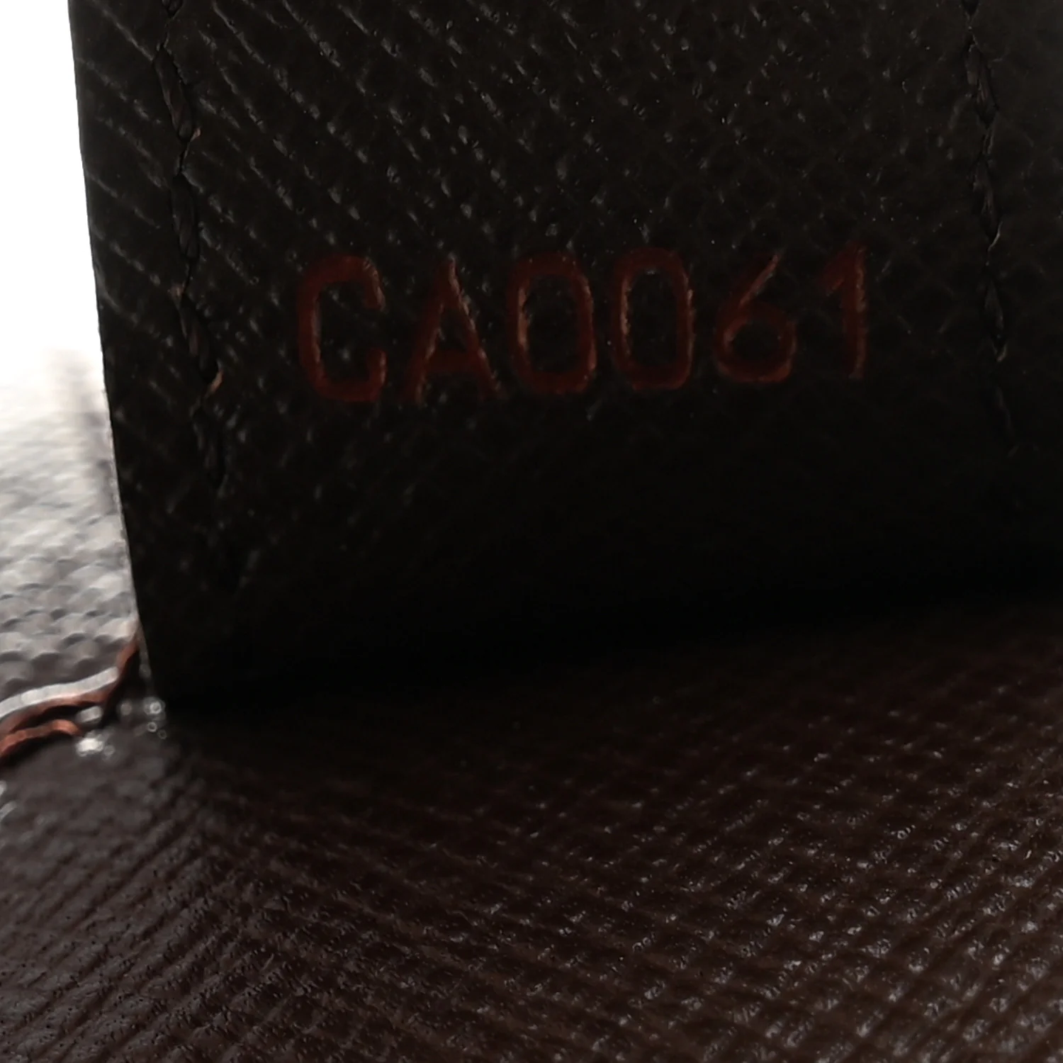 Damier Ebene Trousse Toilette 28 - Image 8