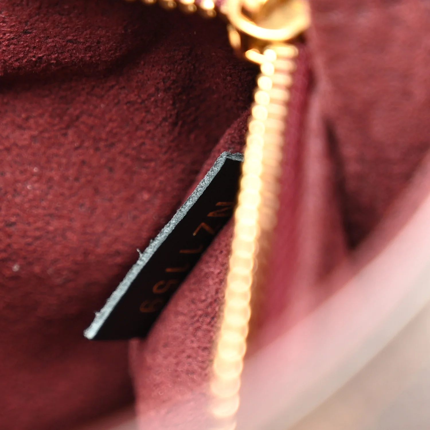 Damier Ebene Vavin PM Bordeaux - Image 7