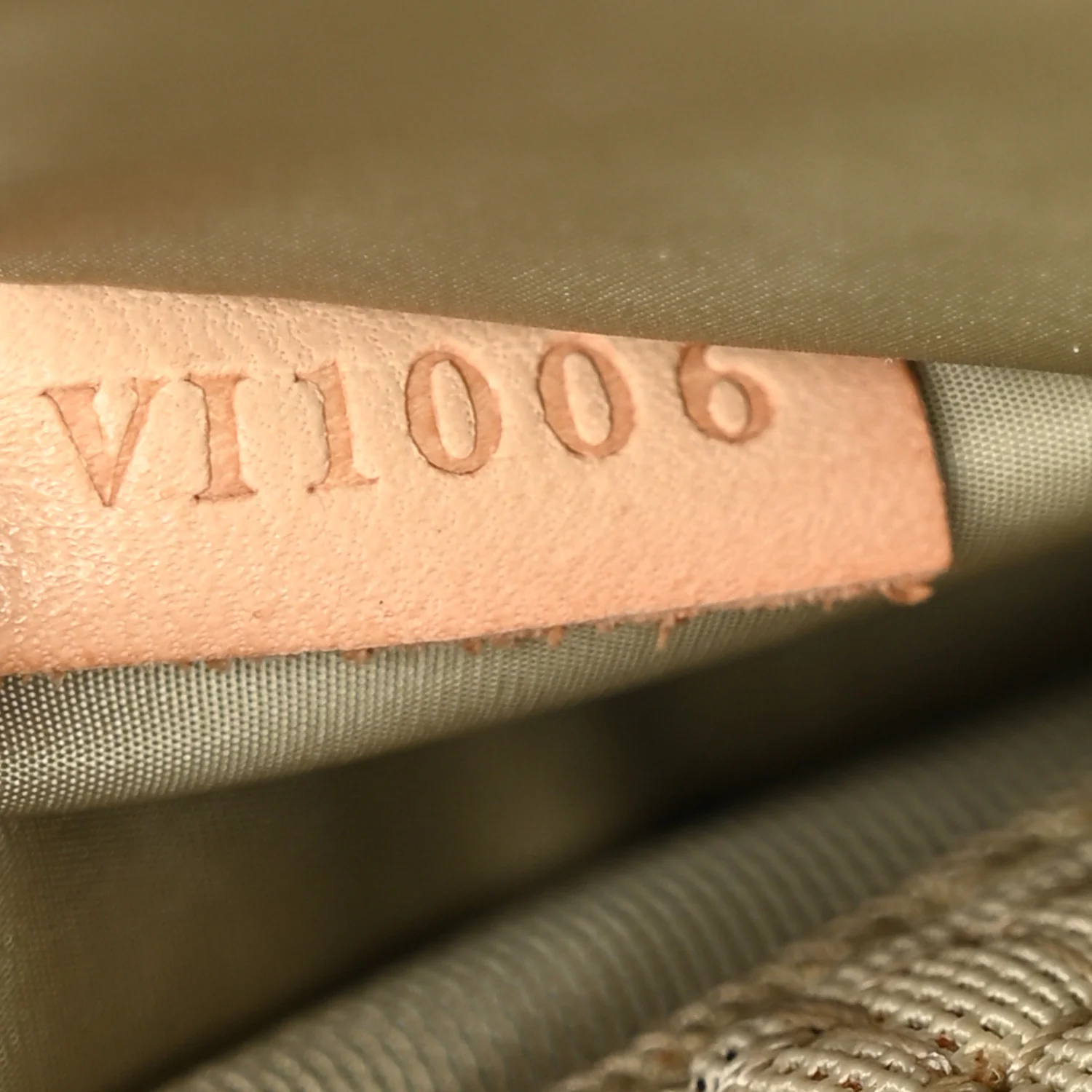 Damier Geant Messenger Bag Terre - Image 7