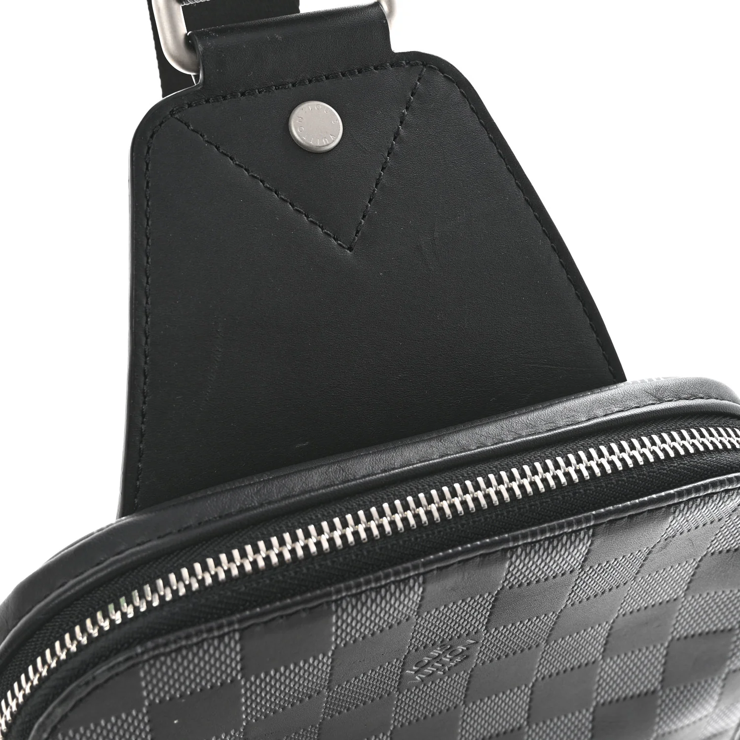 Damier Graphite Avenue Sling Bag Onyx Silver - Image 13