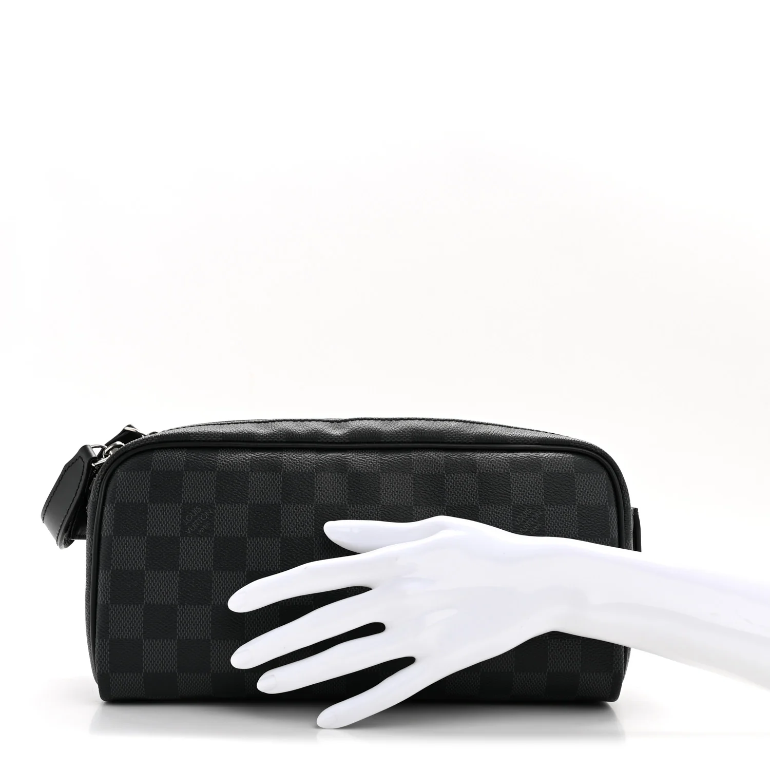 Damier Graphite Dopp Kit Toilet Pouch - Image 2