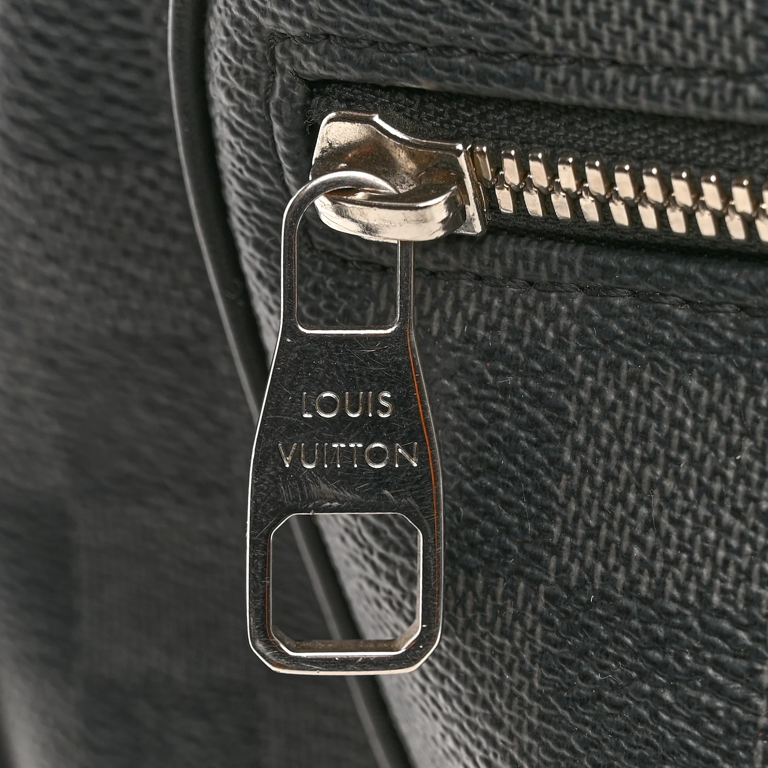 Damier Graphite Josh Backpack - Image 11