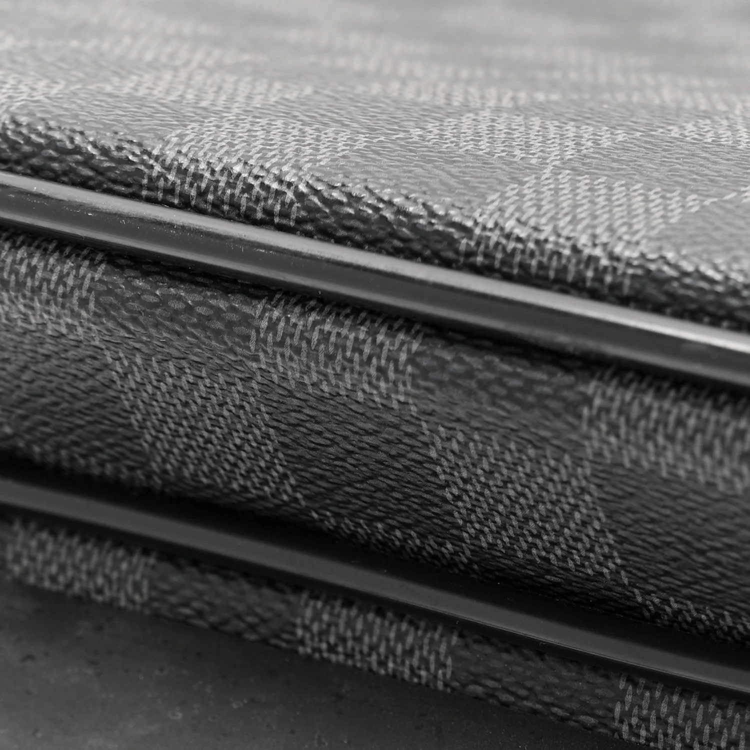 Damier Graphite Pilot Case - Image 21