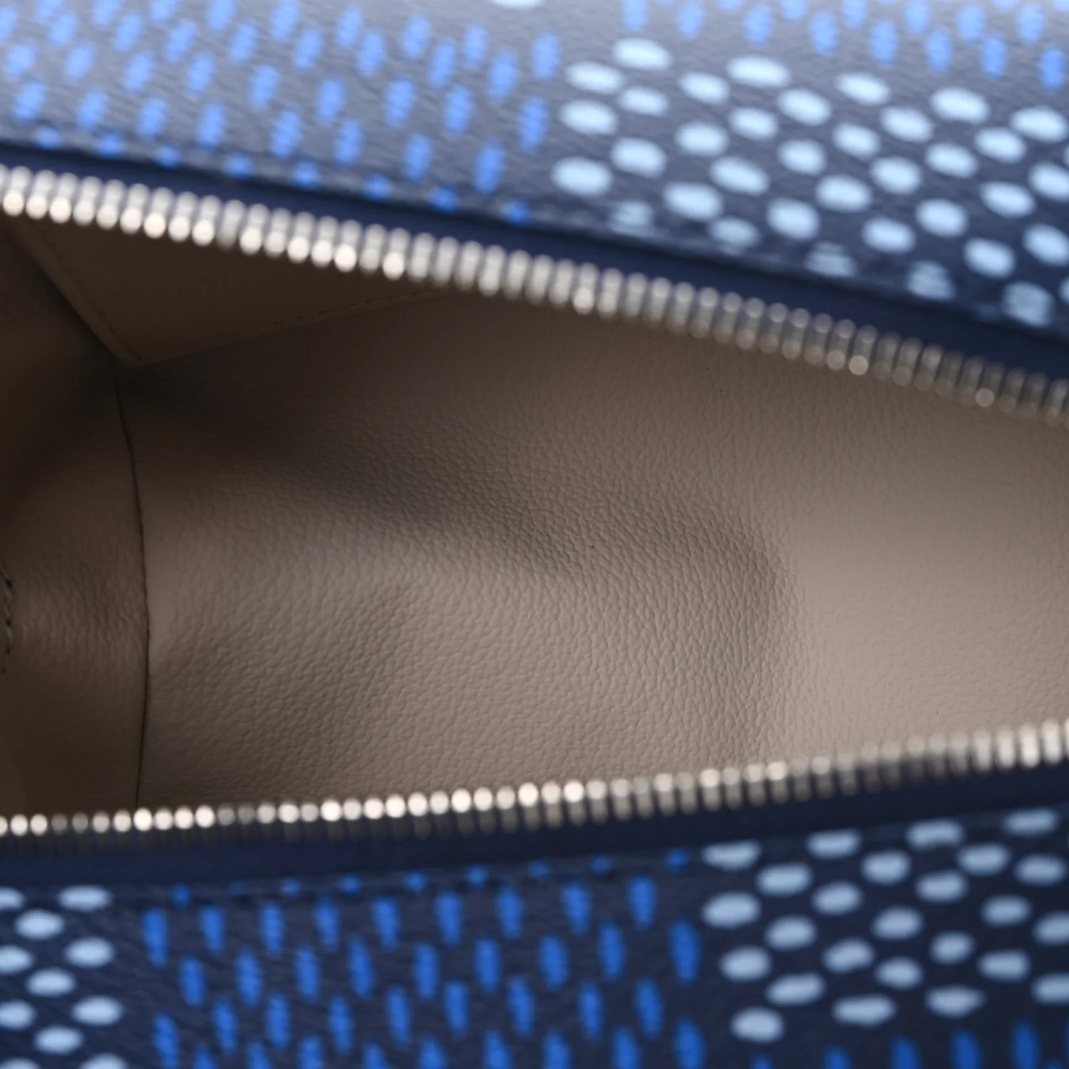 Damier Heritage Locker Dopp Kit Blue - Image 5