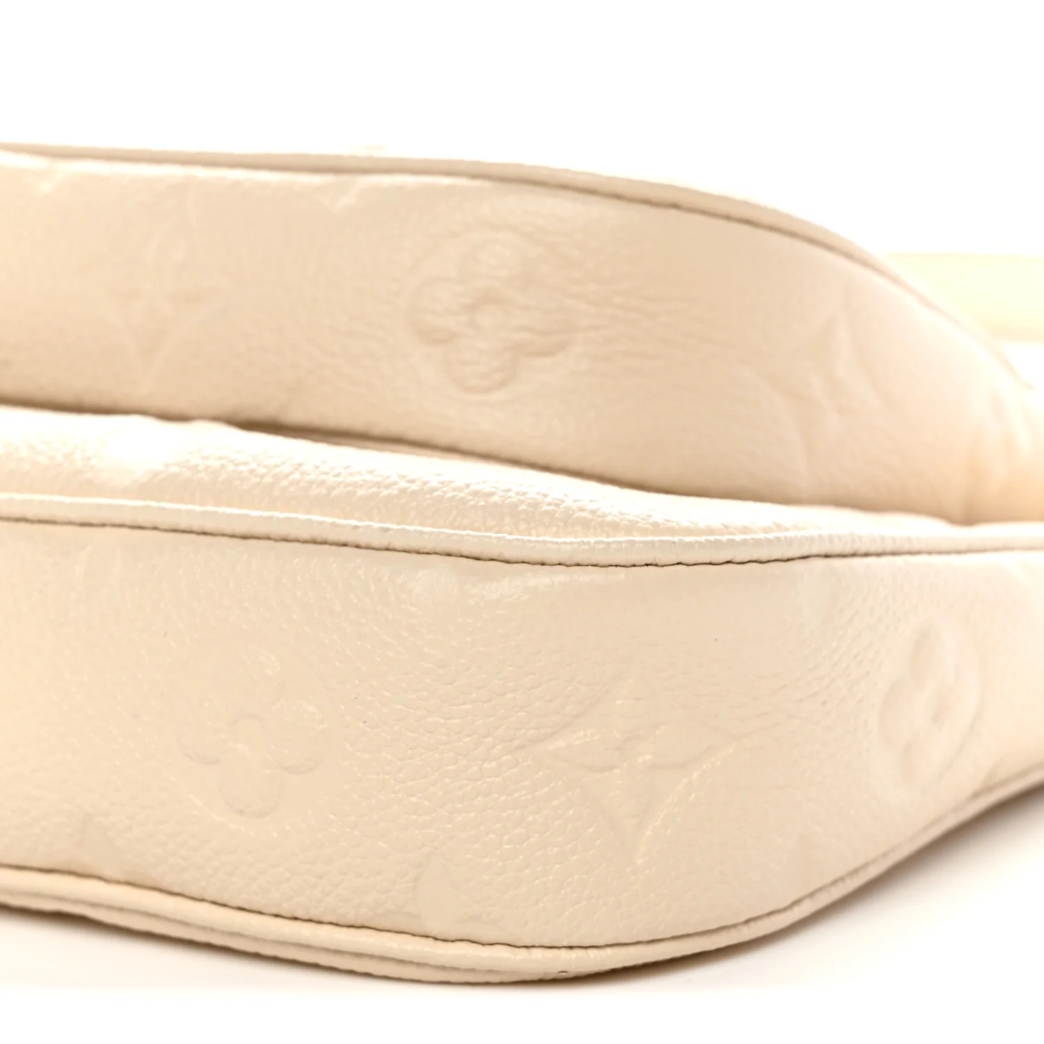 Empreinte Monogram Giant Multi Pochette Accessories Cream - Image 10