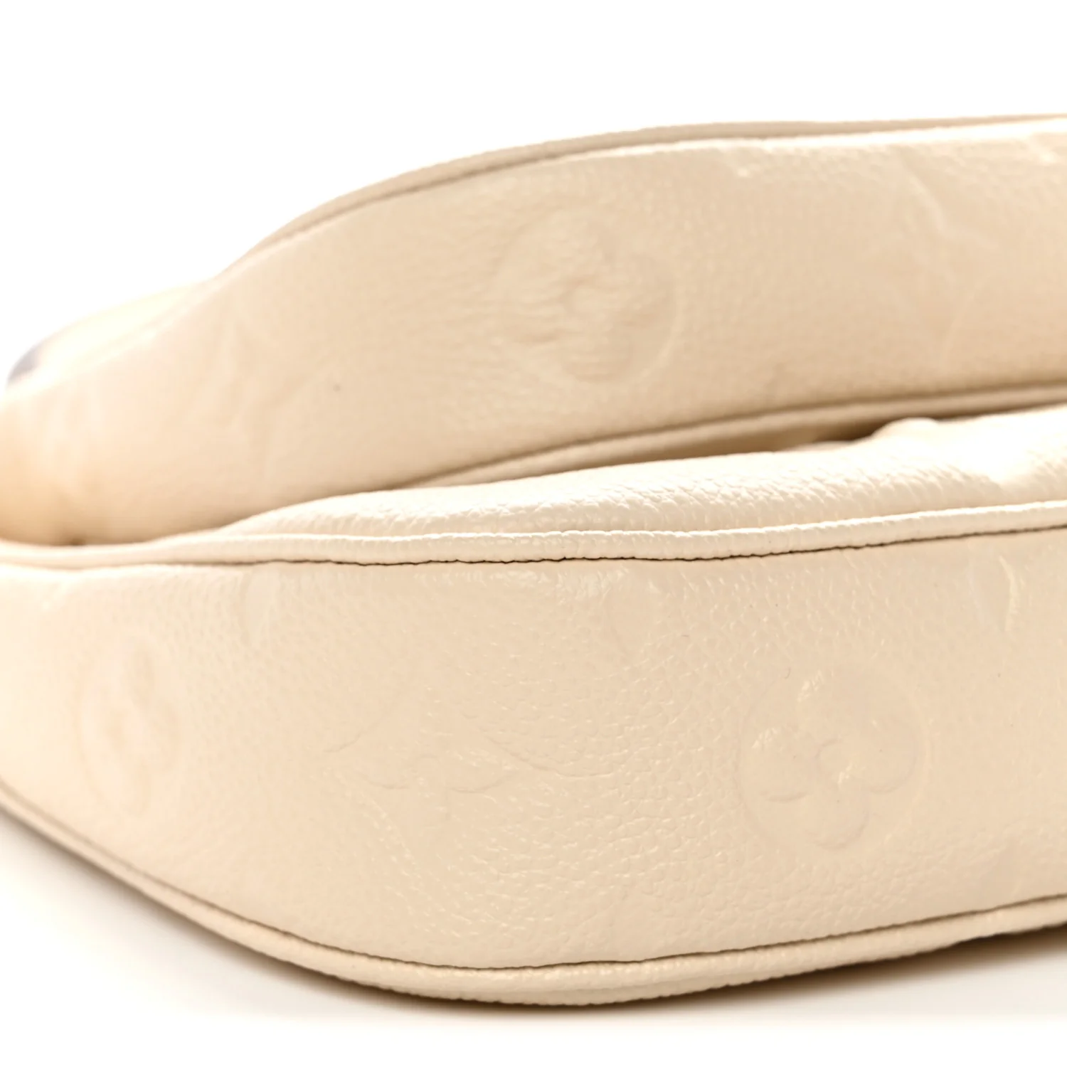 Empreinte Monogram Giant Multi Pochette Accessories Cream - Image 9