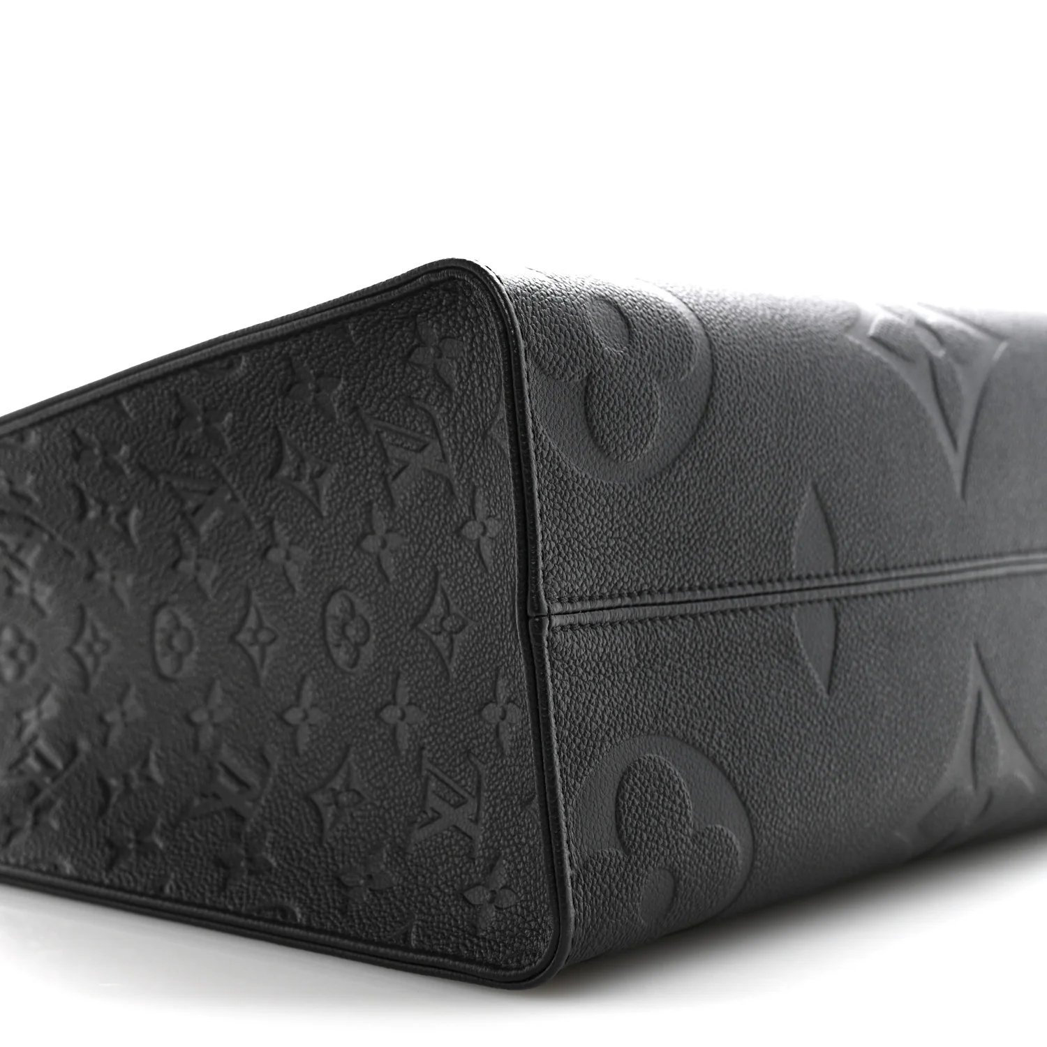 Empreinte Monogram Giant Onthego MM Black - Image 8