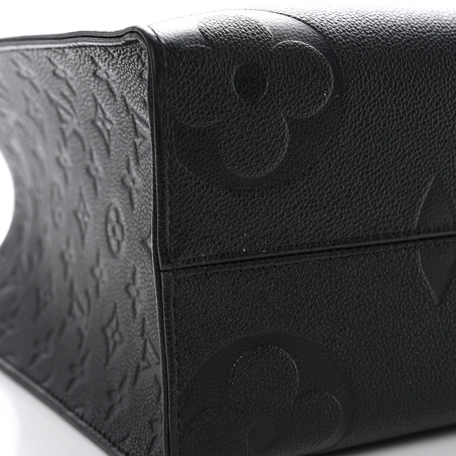 Empreinte Monogram Giant Onthego MM Black - Image 10