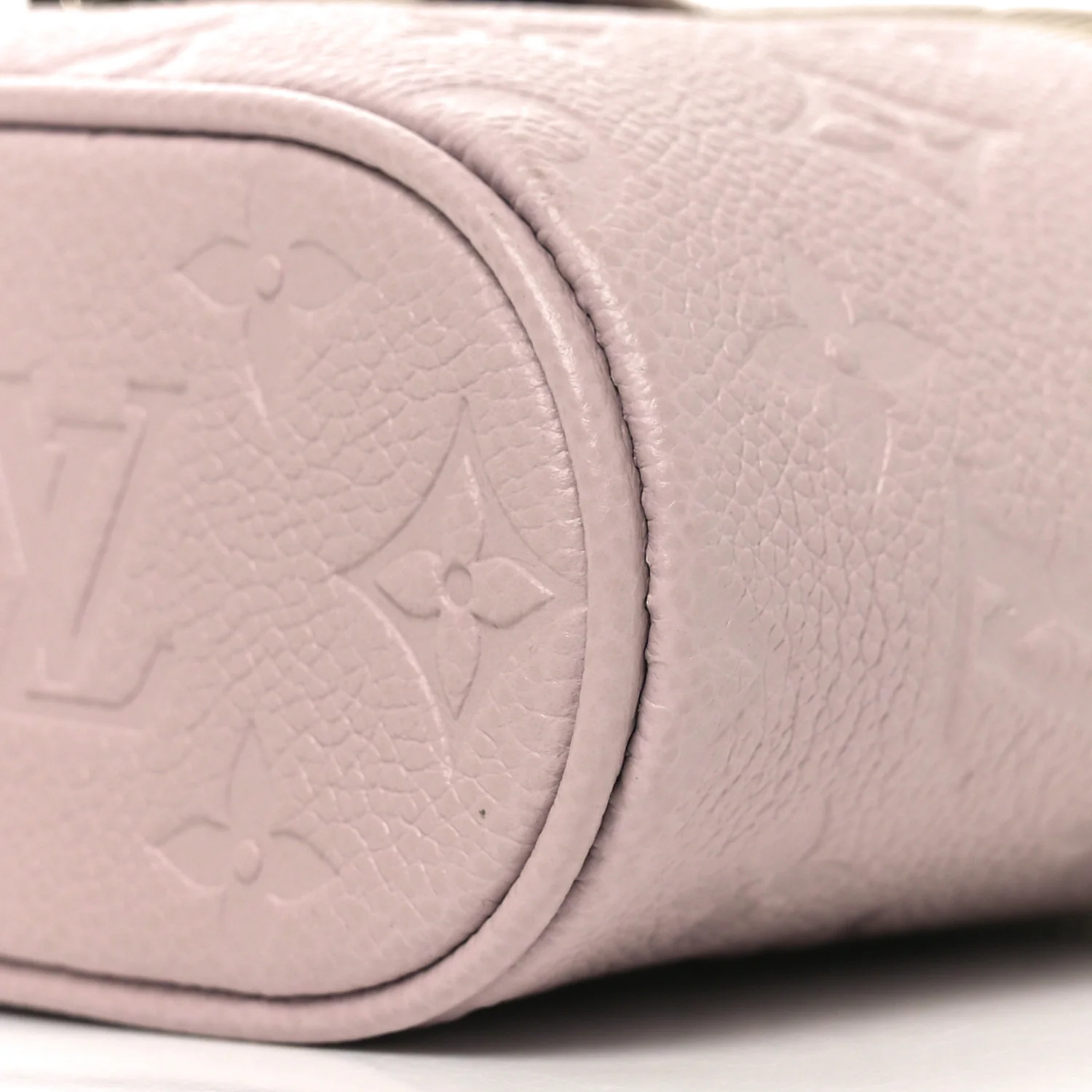 Empreinte Monogram Vanity Chain Pouch Brume - Image 9
