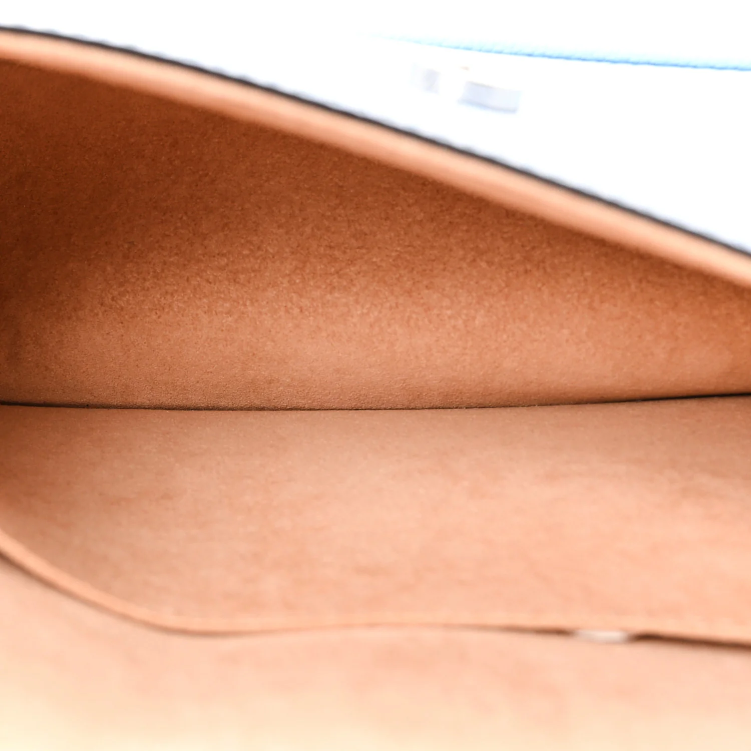 Epi Buci Crossbody Bleu Nuage - Image 5