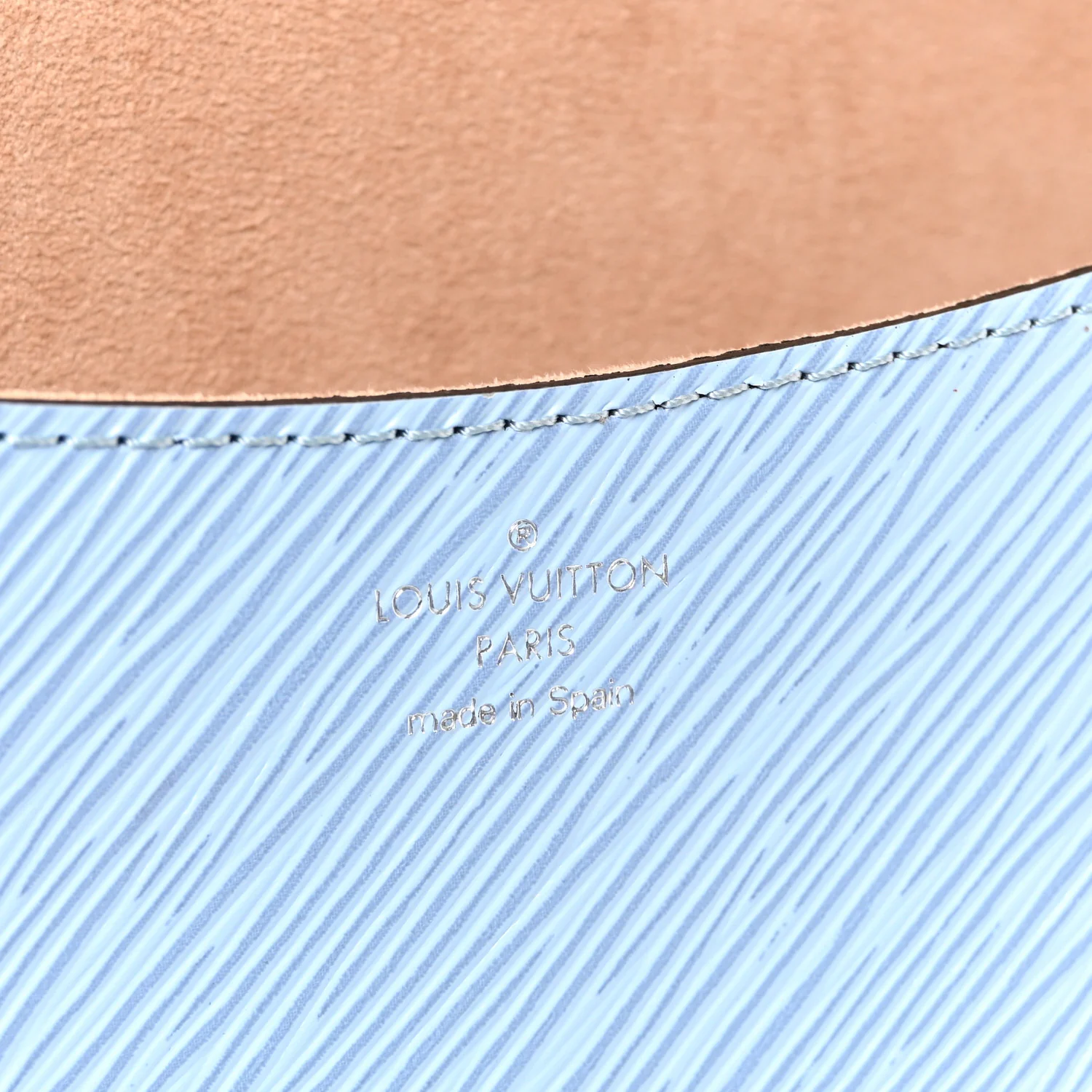 Epi Buci Crossbody Bleu Nuage - Image 6