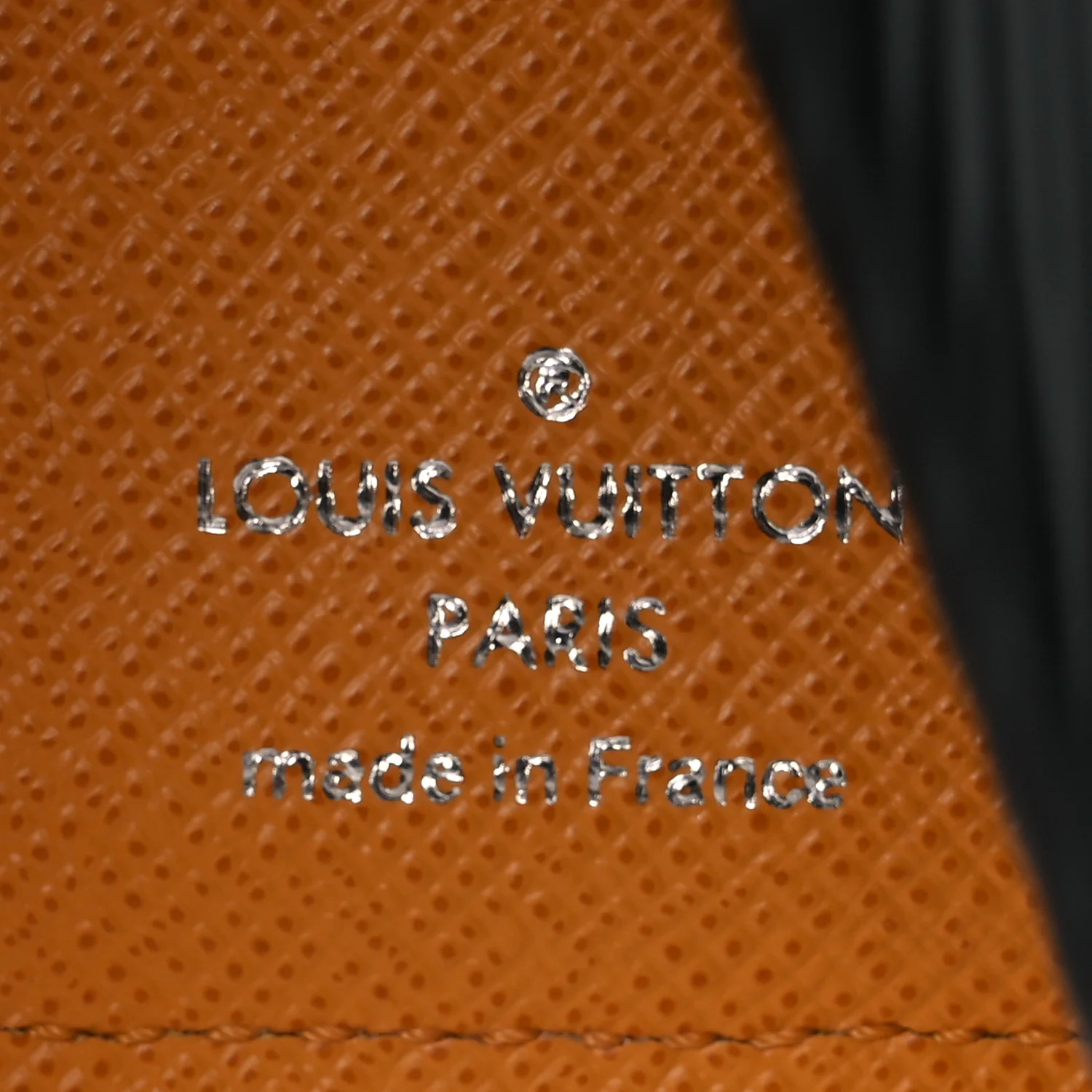 Epi Grenelle Compact Wallet Black - Image 6