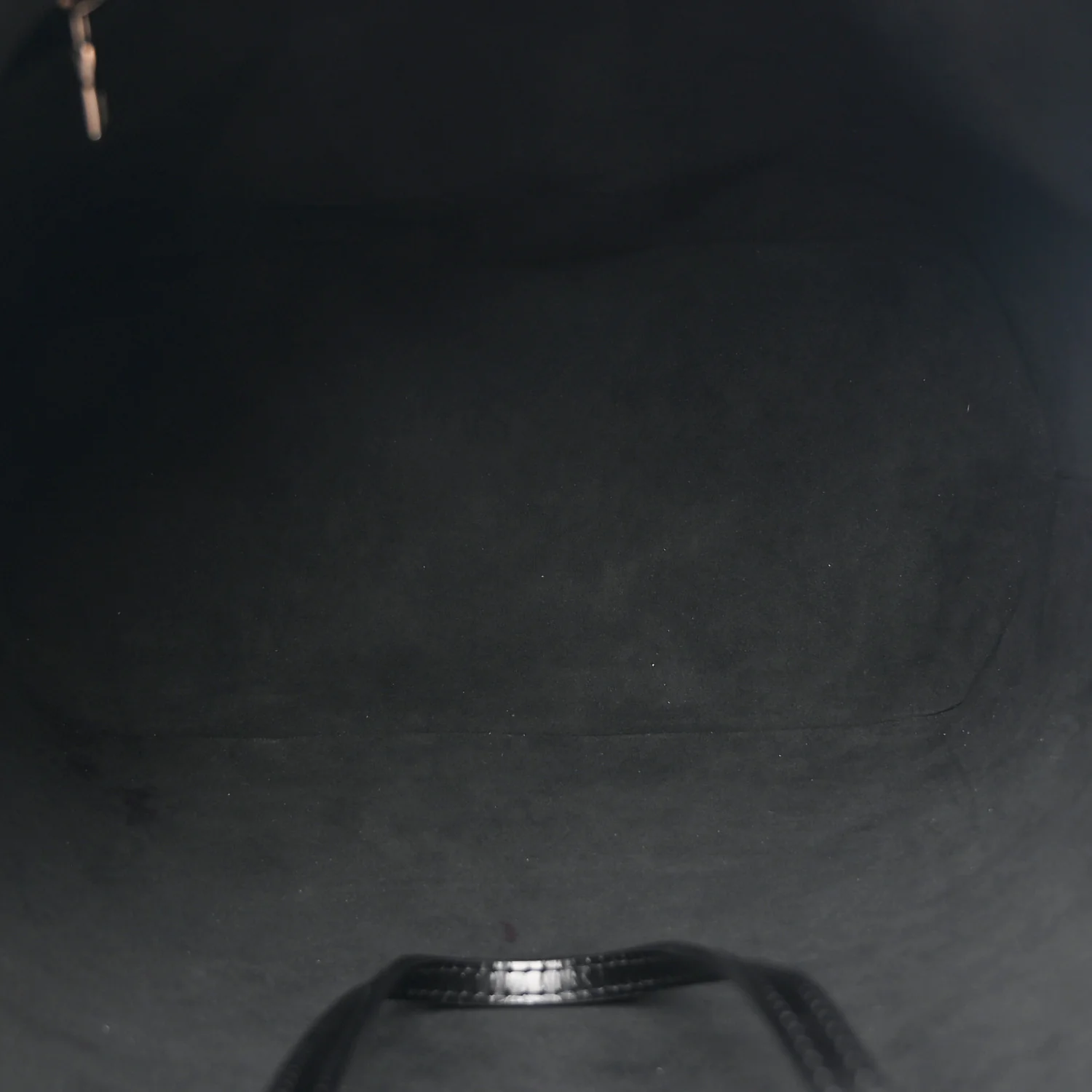 Epi Monogram Neverfull MM Black - Image 5