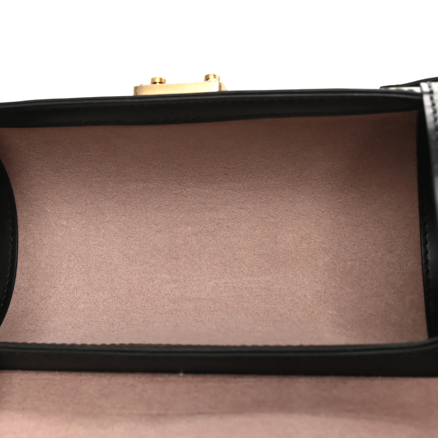Epi Papillon Trunk Black - Image 5