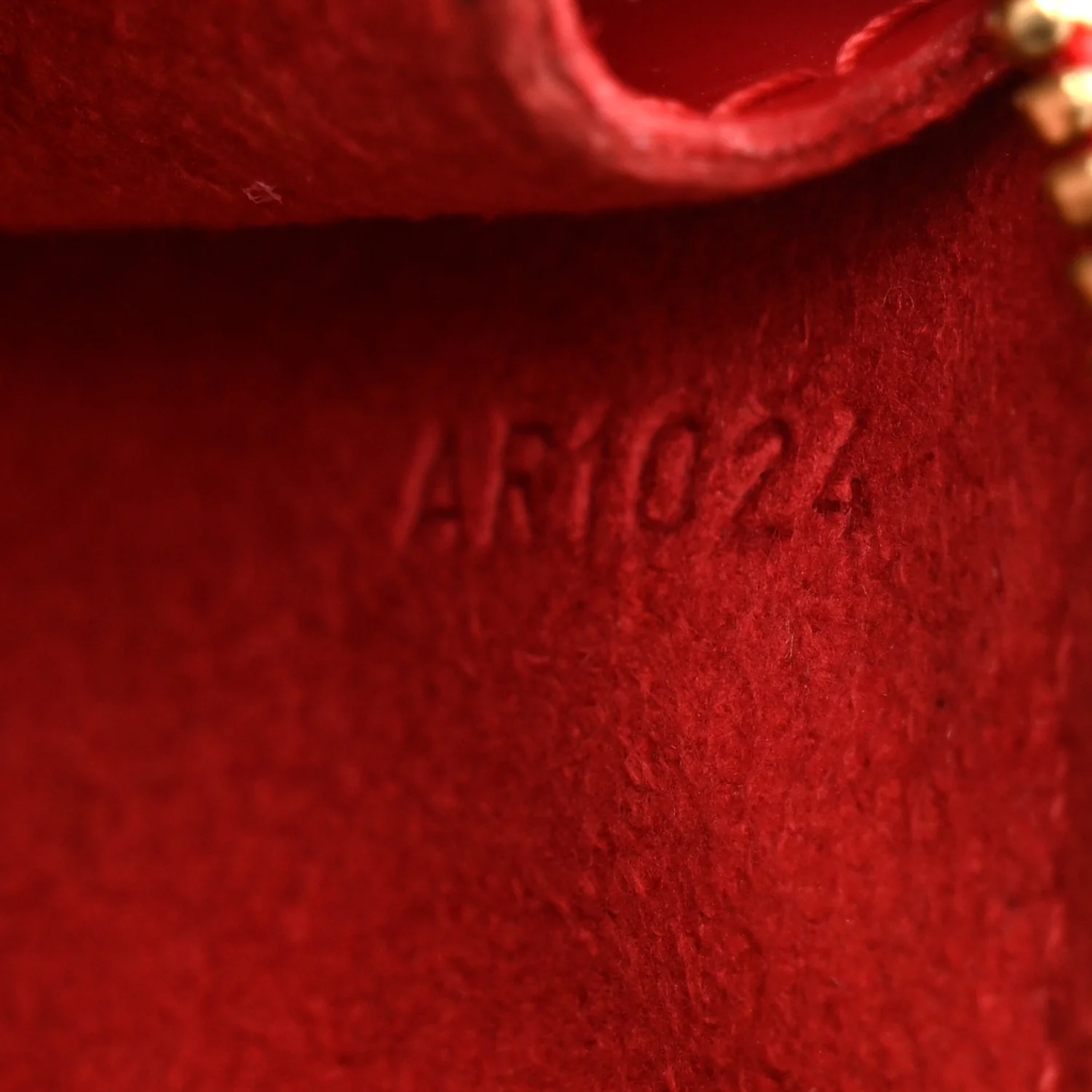Epi Pochette Accessories 21 Castillan Red - Image 7