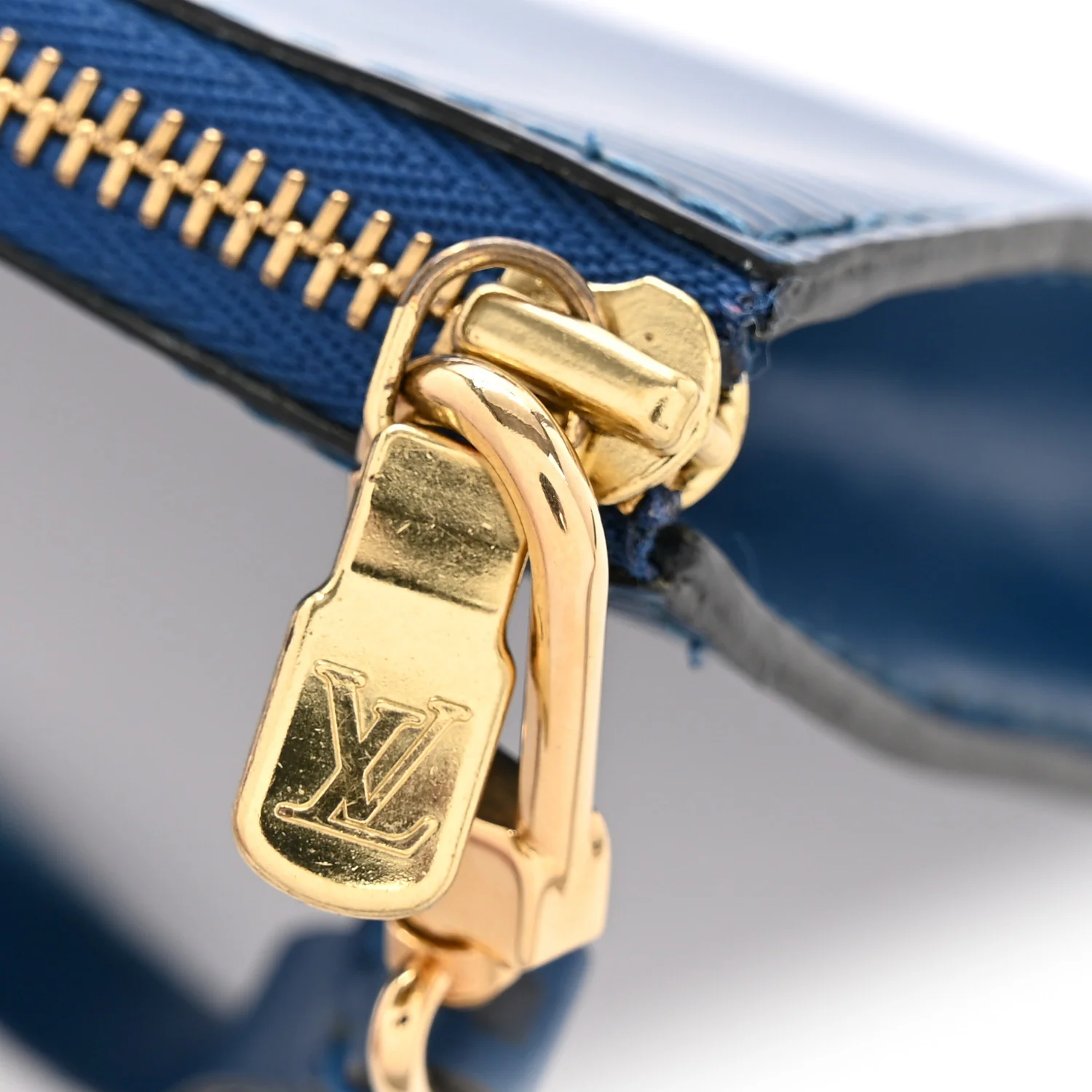 Epi Pochette Accessories 21 Toledo - Image 11