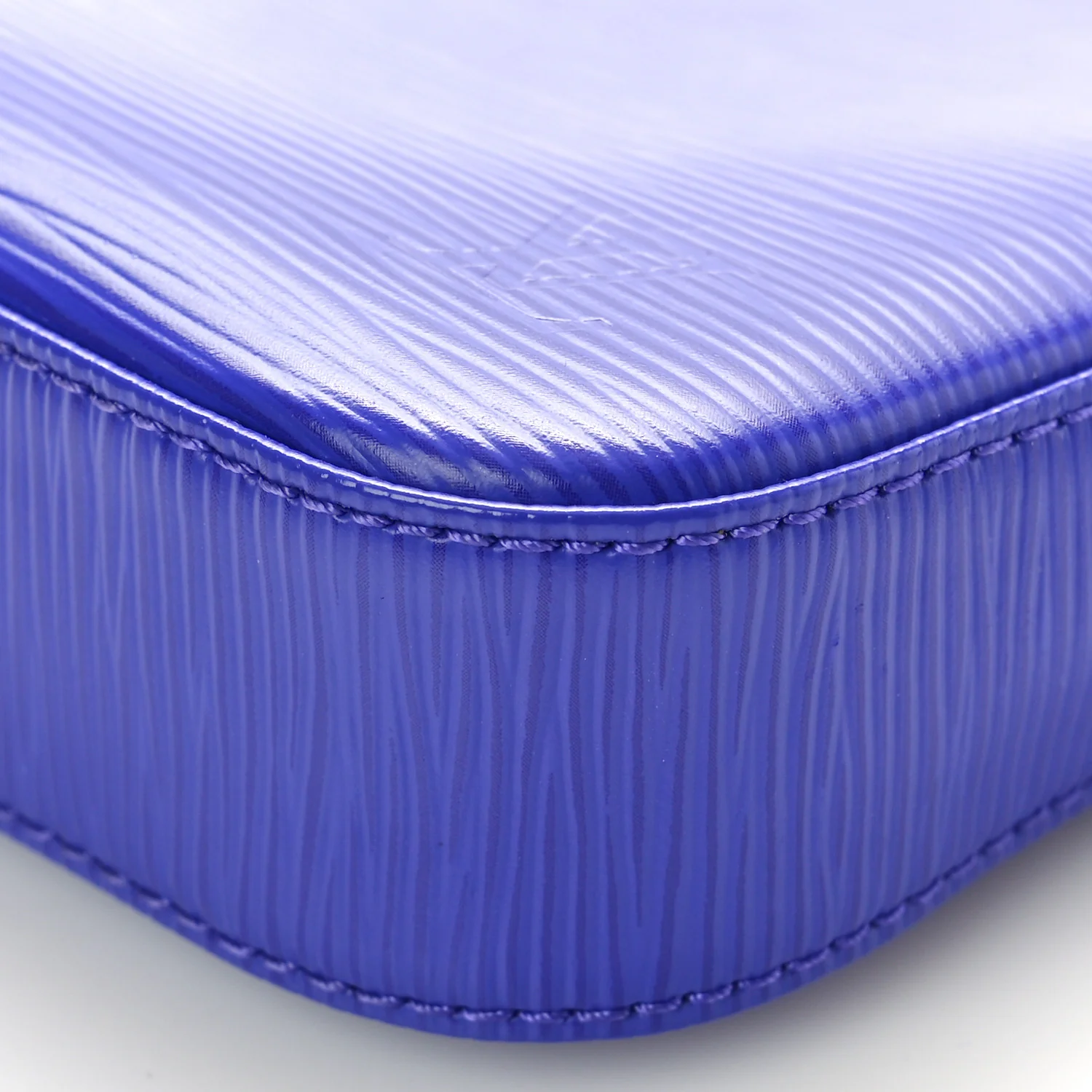 Epi Pochette Accessories NM Figue - Image 9