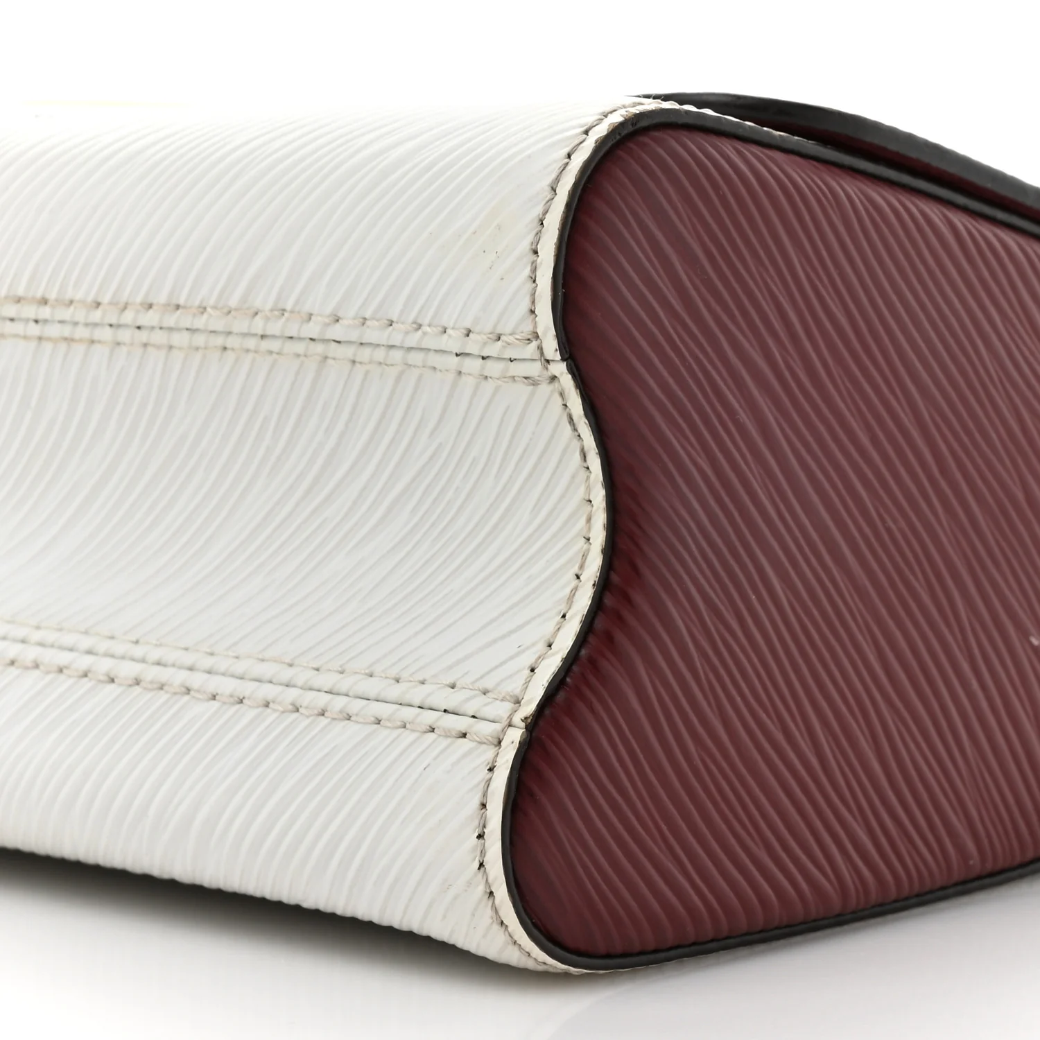 Epi Twist Shoulder Bag MM - Image 9