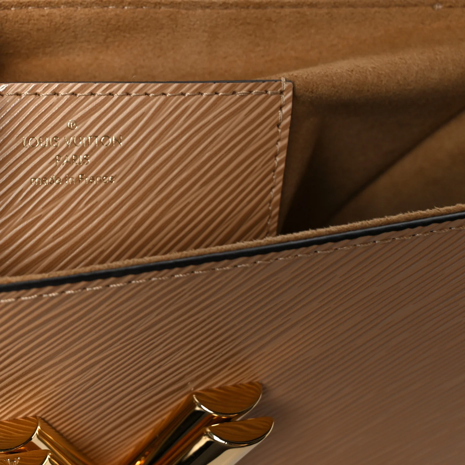 Epi Twist Shoulder Bag MM Camel - Image 7