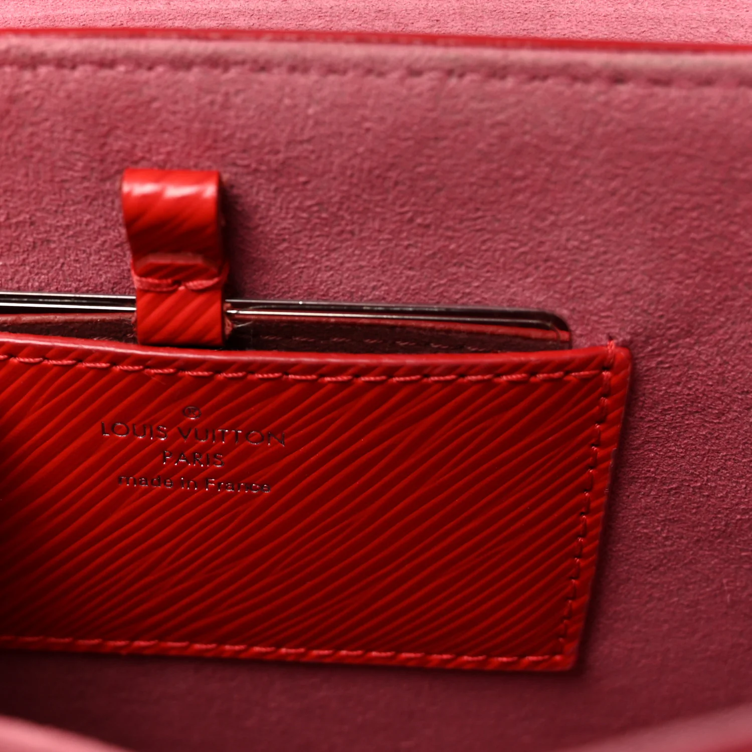 Epi Twist Shoulder Bag MM Coquelicot - Image 6