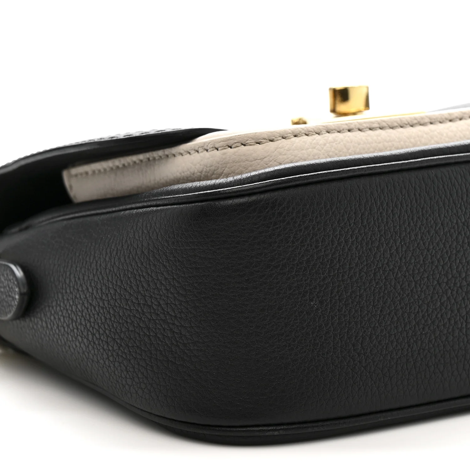 Grained Calfskin Lockme Tender Black - Image 8