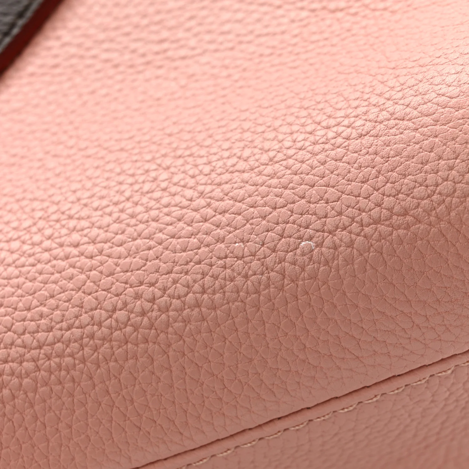 Grained Calfskin Monogram Double V Rose Poudre - Image 10