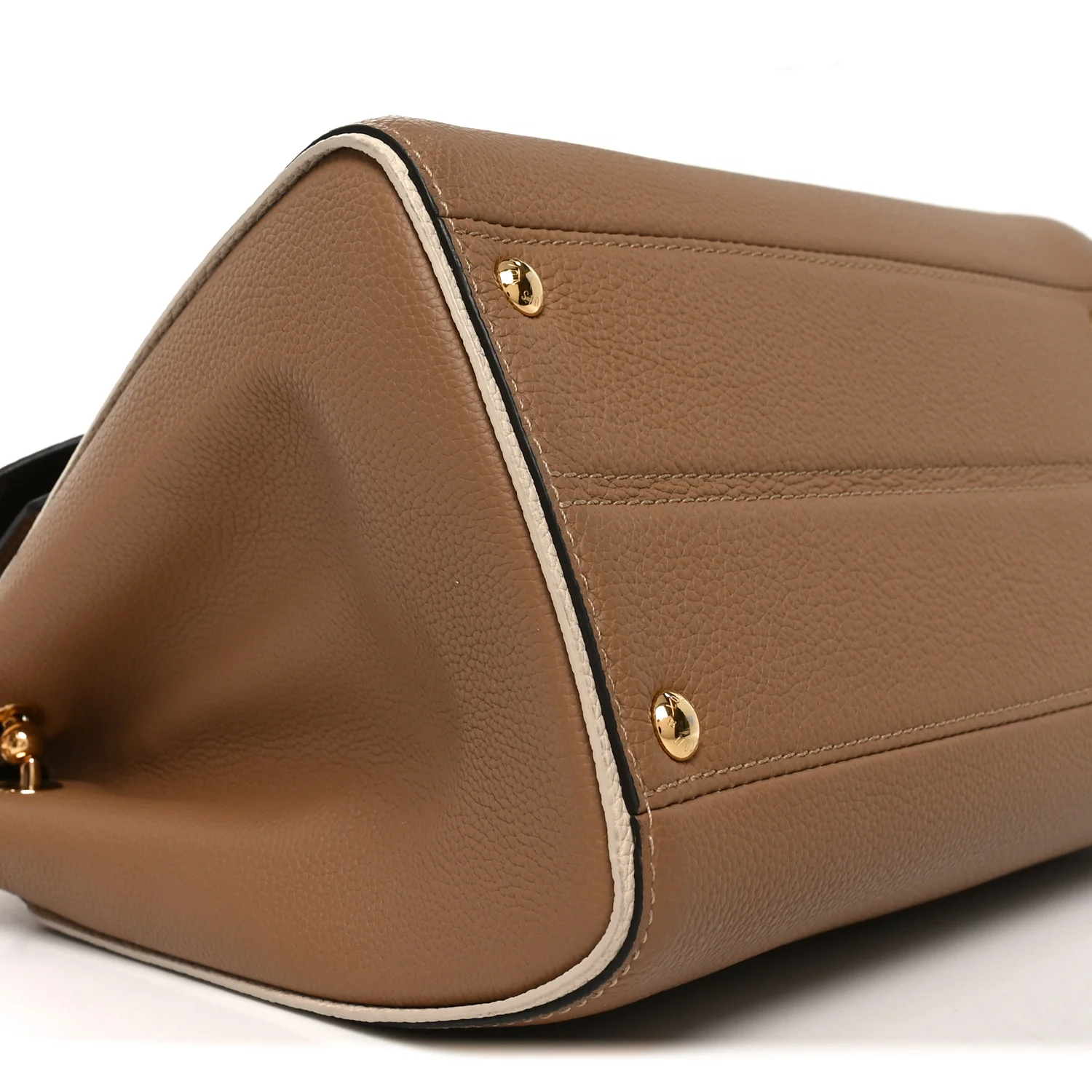 Grained Calfskin Monogram Double V Sesame - Image 8