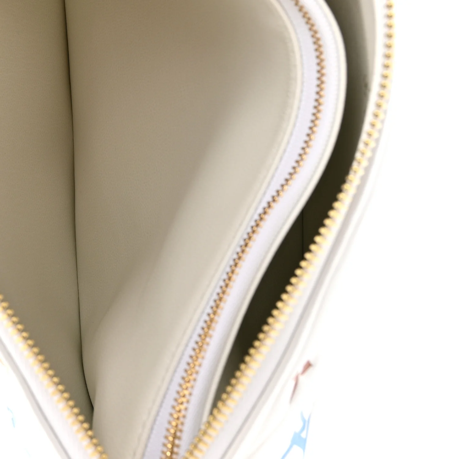 LV x TM Lambskin Embossed Monogram Coussin PM White Multicolor - Image 7