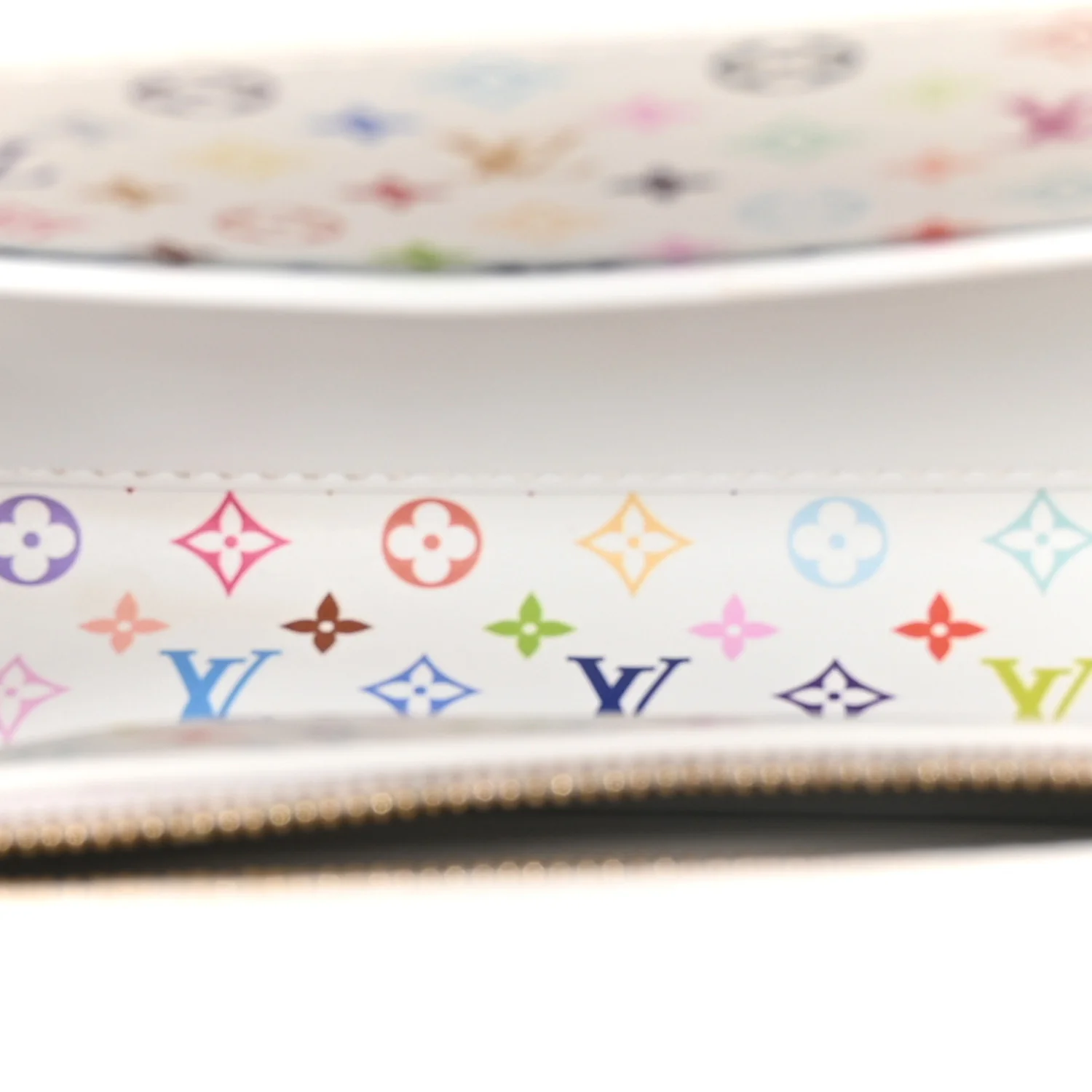 LV X TM Taurillon BB Capucines Blanc - Image 5