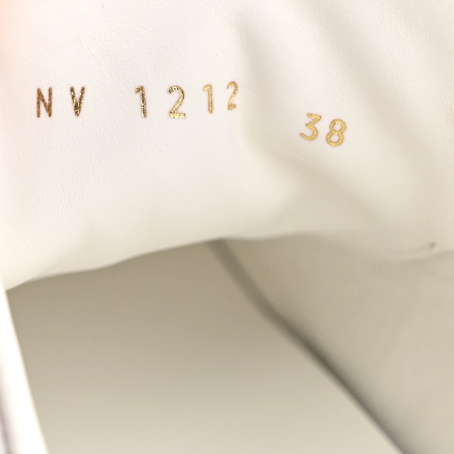 LV X YK Calfskin Printed Infinity Dots Time Out Sneakers 38 White - Image 9