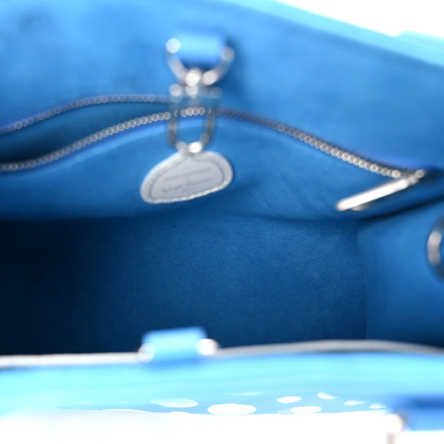 LV X YK Empreinte Monogram Giant Onthego PM Blue White - Image 5