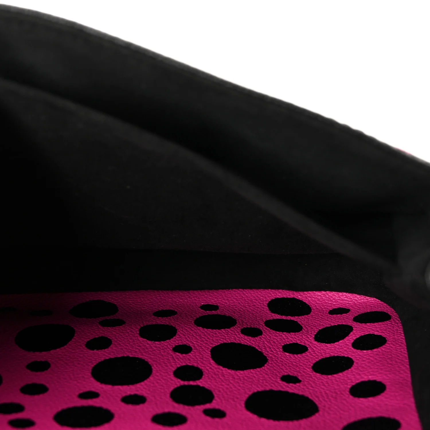 LV x YK Empreinte Monogram Giant Pochette Metis Black Fuchsia - Image 5