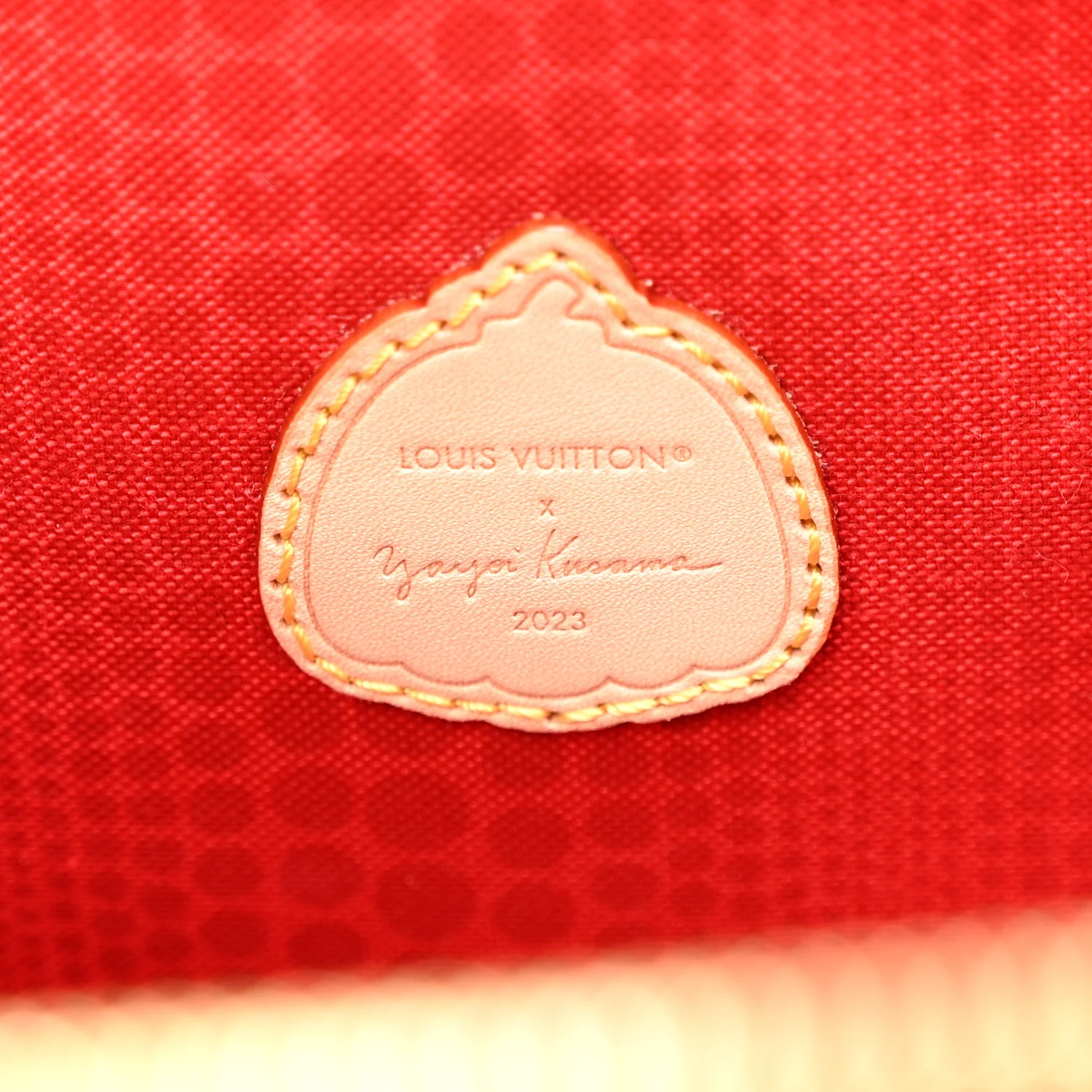 LV X YK Monogram Dots Keepall Bandouliere 45 - Image 10