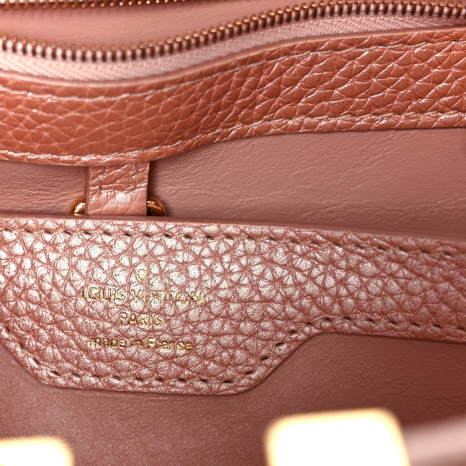 Metallic Taurillon Capucines BB Pearly Pink - Image 6