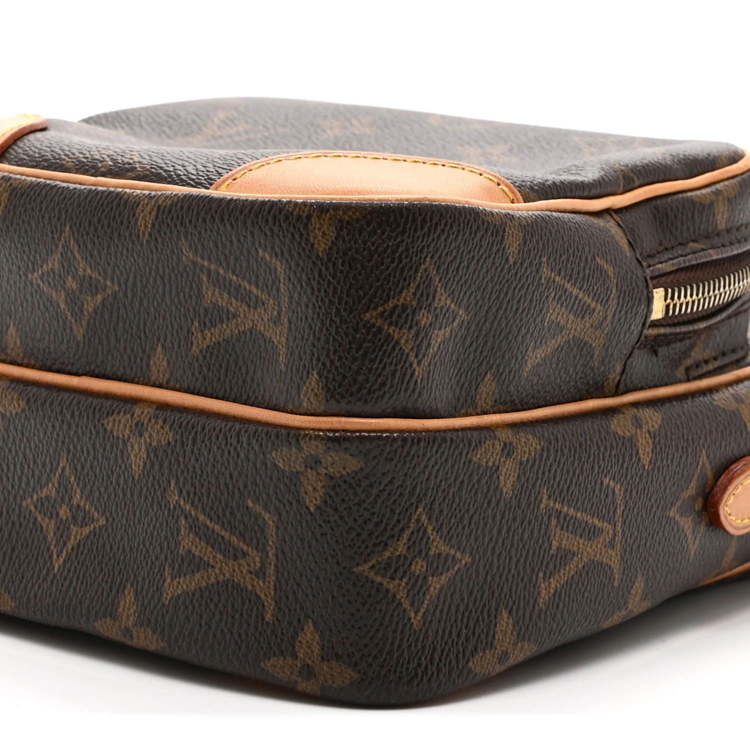 Monogram Amazone - Image 11