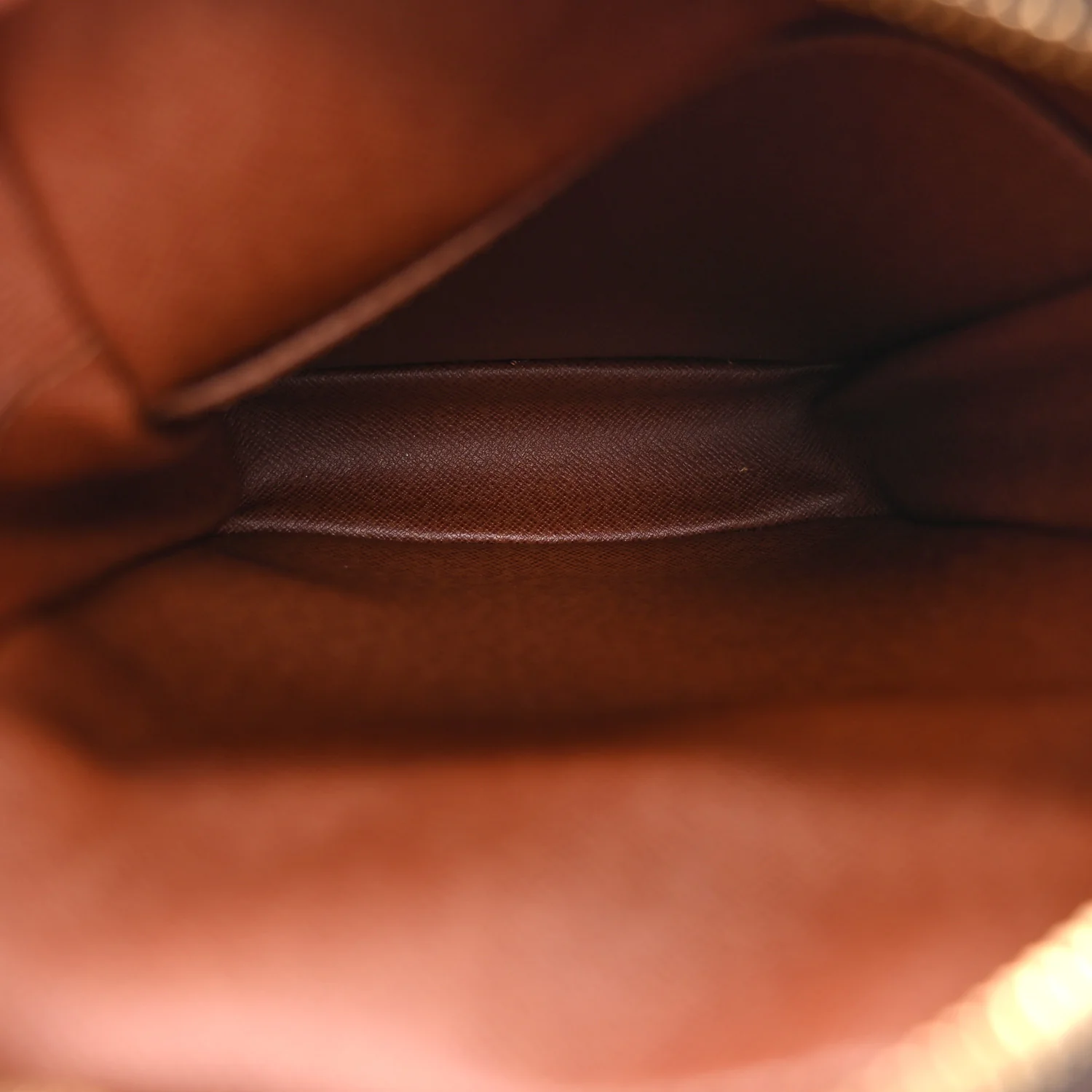 Monogram Amazone - Image 5