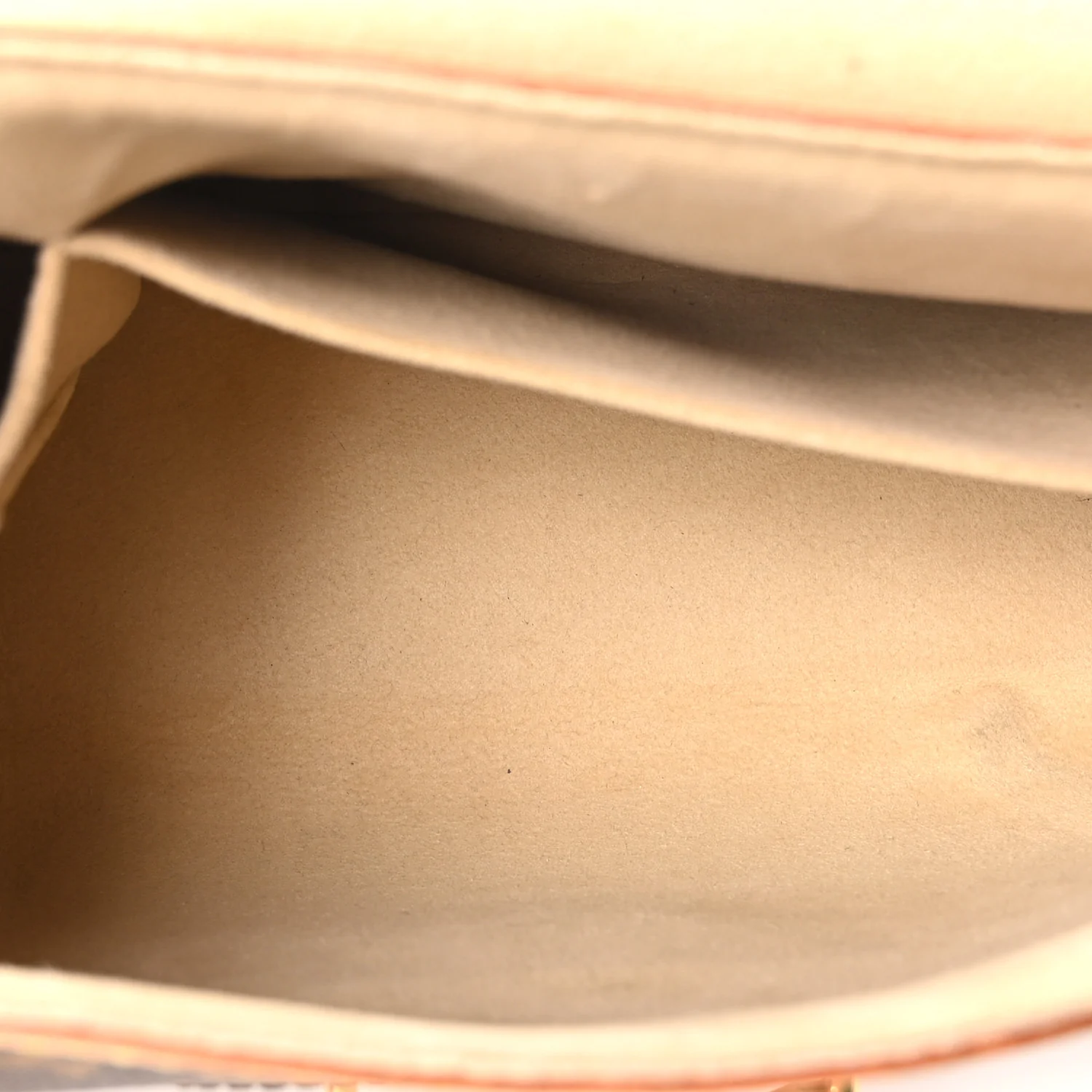 Monogram Beverly MM - Image 5
