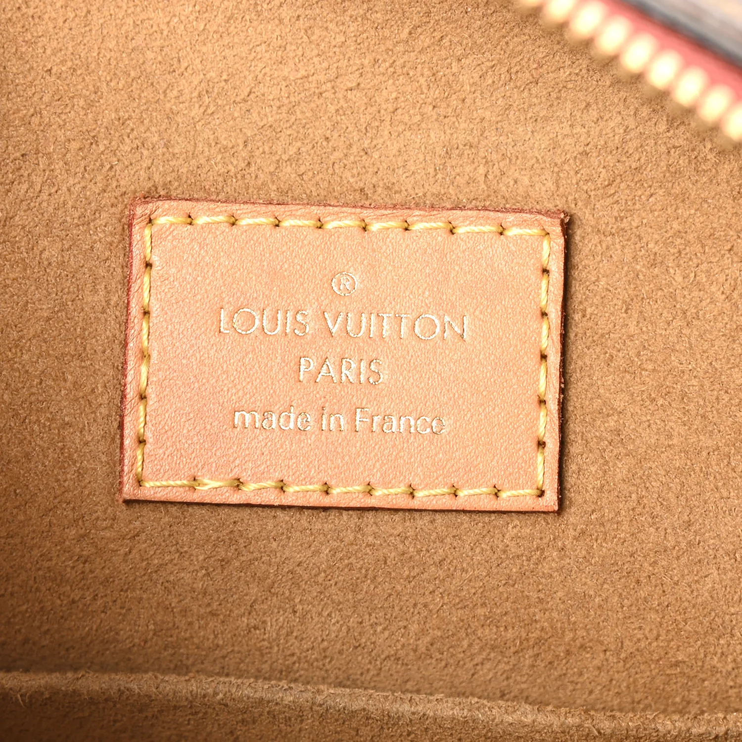 Monogram Boite Chapeau Souple MM - Image 11