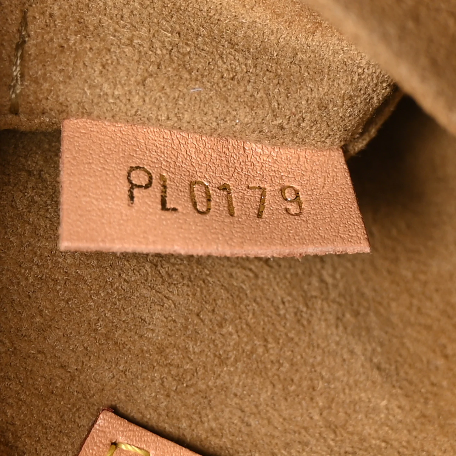 Monogram Boite Chapeau Souple MM - Image 7