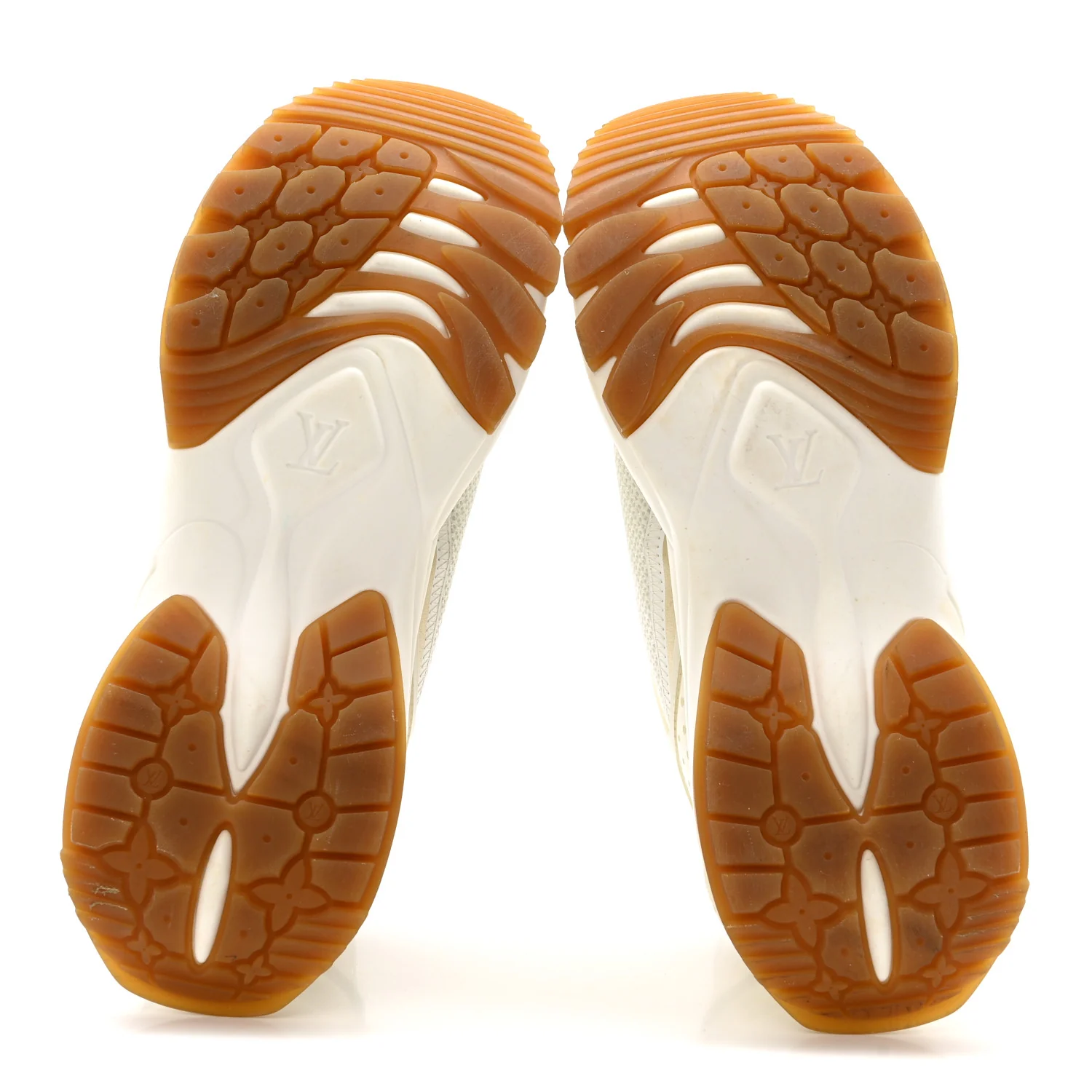 Monogram Calfskin Run 55 Sneakers 40 White - Image 6
